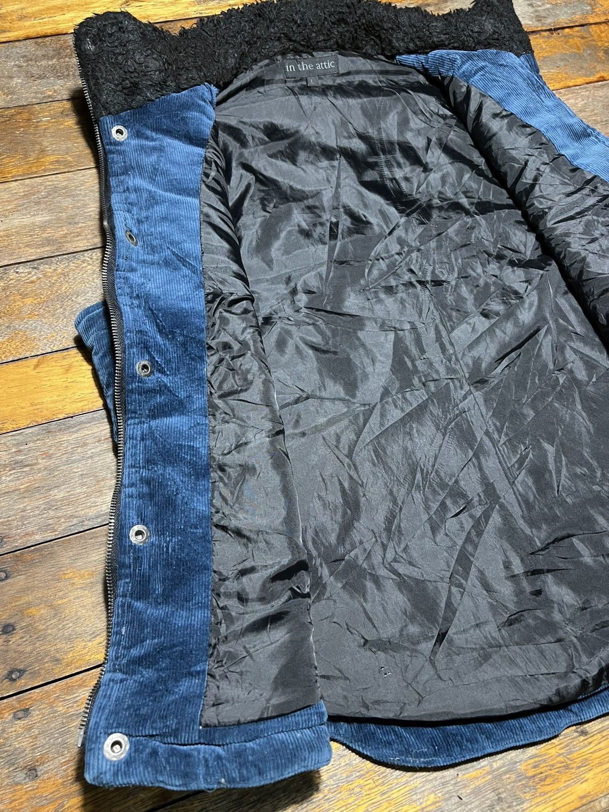 In The Attic In the Attic punk inspired puffer corduroy vest jacket Size US L / EU 52-54 / 3 - 11 Thumbnail