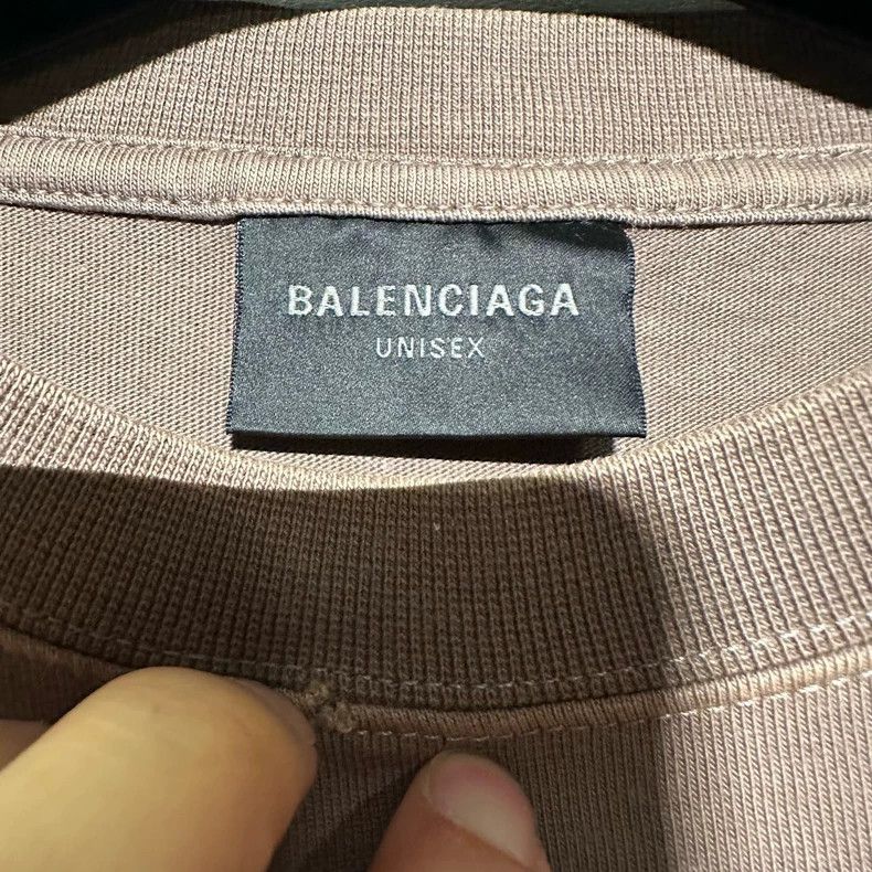 Balenciaga Balenciaga Dark Brown Distressed Chest Logo Short Sleeve Size US XXS / EU 40 - 3 Thumbnail
