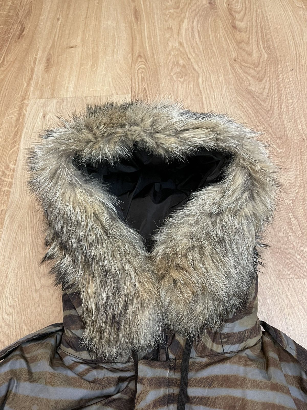 Jean Paul Gaultier Jean Paul Gaultier Ready to Wear FW08 down fur Runway coat Size M / US 6-8 / IT 42-44 - 4 Thumbnail