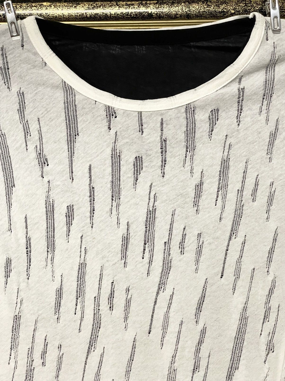 Yohji Yamamoto Vintage Yohji Yamamoto Distressed Pattern Thin Longsleeve Size US M / EU 48-50 / 2 - 3 Thumbnail