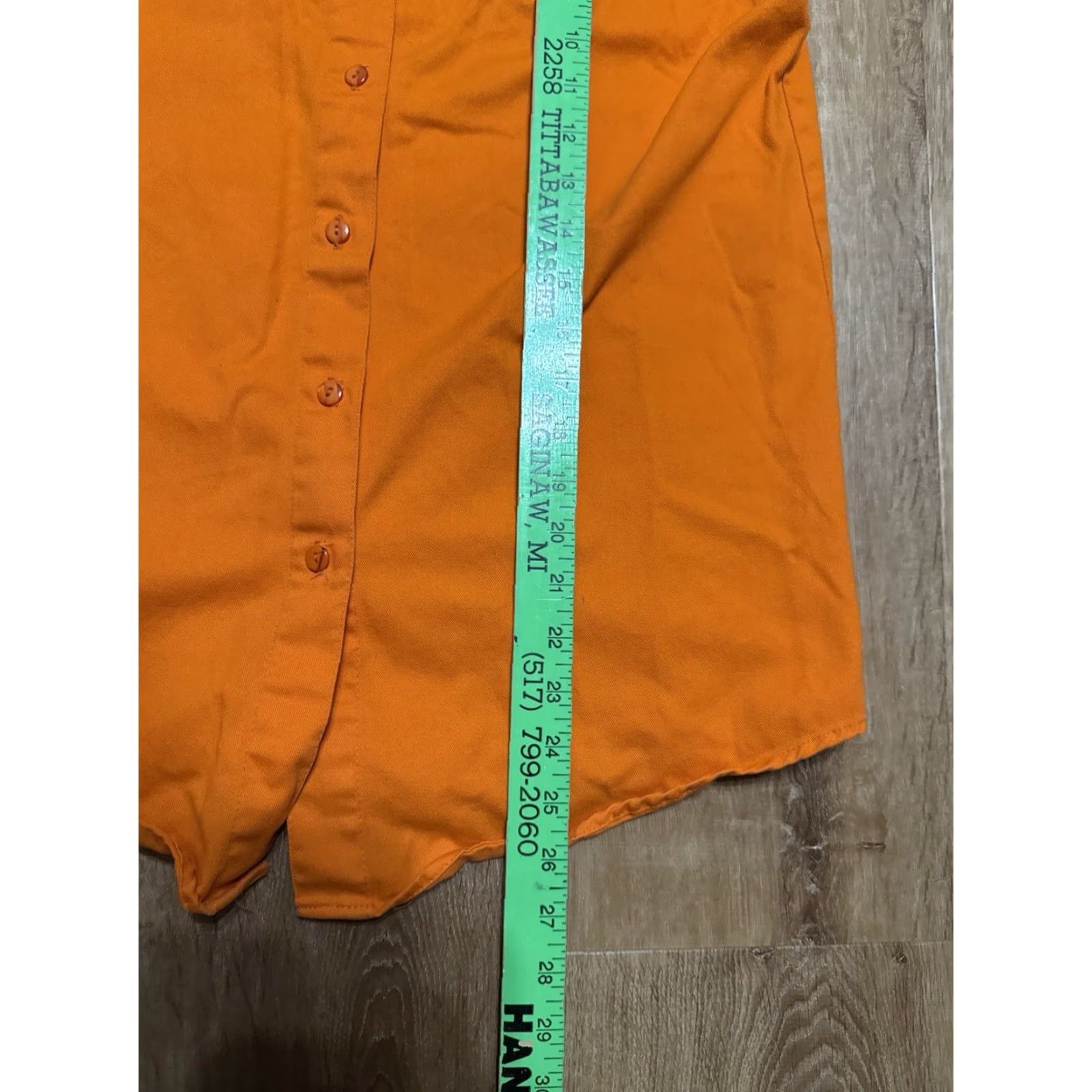 Vintage VINTAGE Flintstones Hawaiian Embroidered Sleeveless Button-Up Shirt M Orange Unisex Adults Medium Size M / US 6-8 / IT 42-44 - 7 Thumbnail
