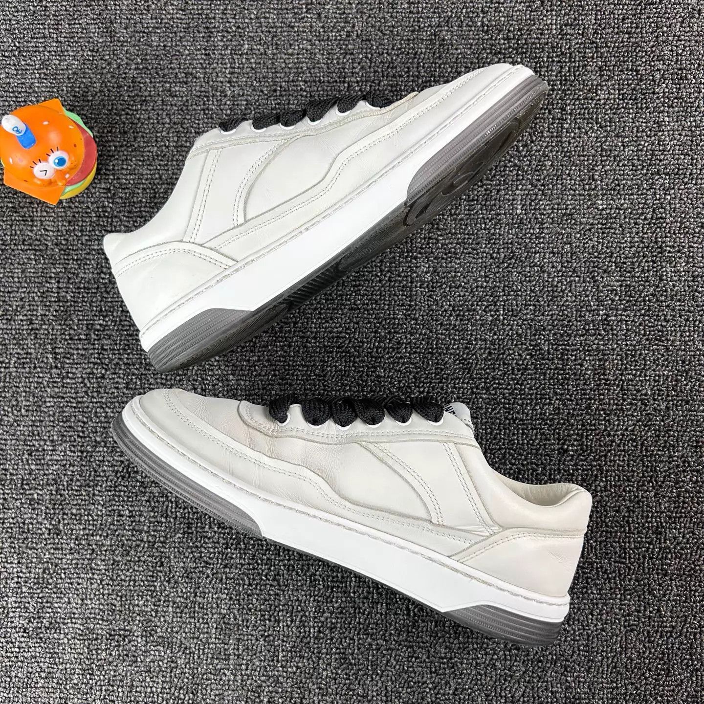 Chanel Chanel 24P White CC Sneakers 35.5 Women's Size US 4.5 / IT 34.5 - 3 Thumbnail