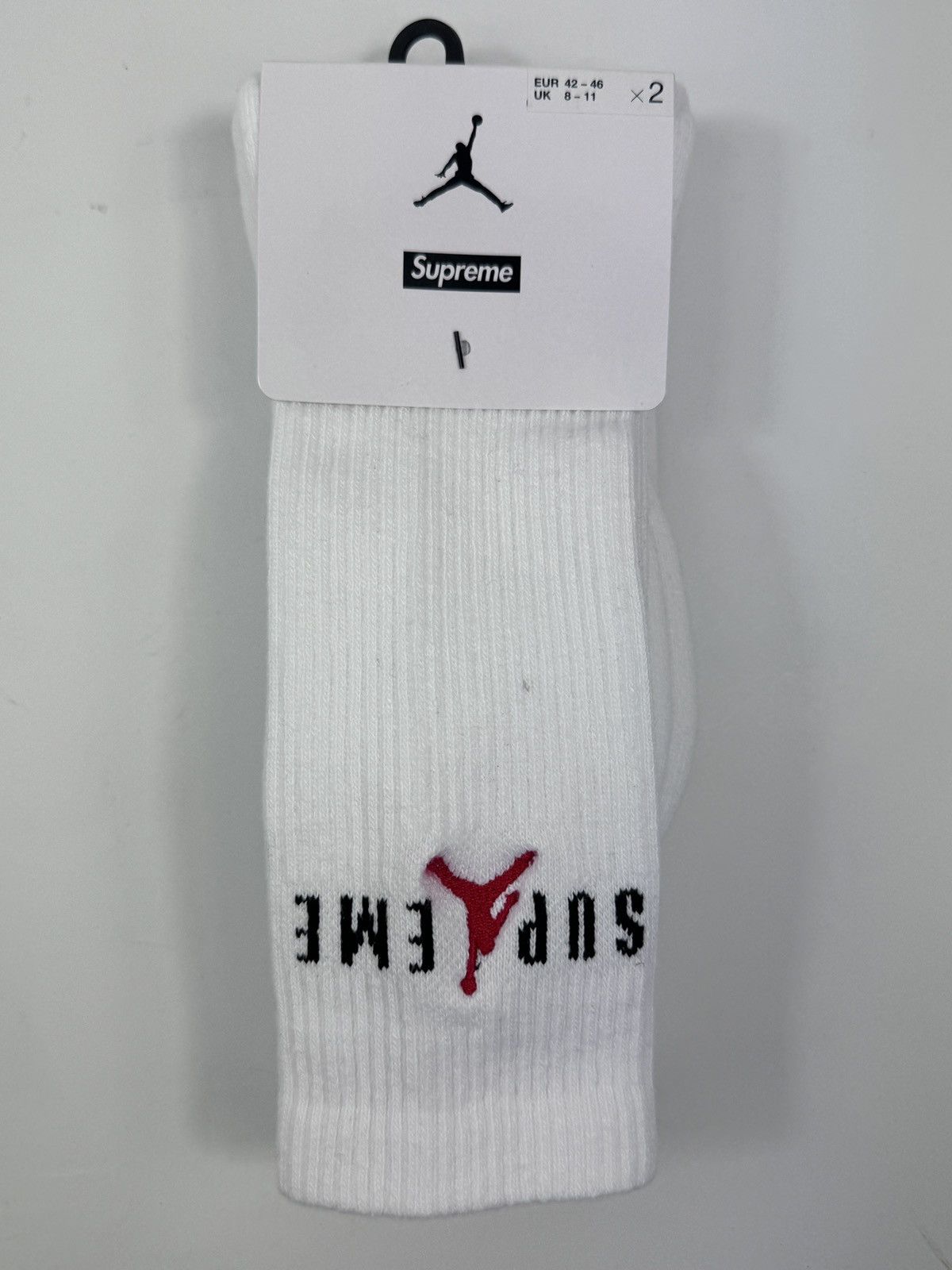 レッグウェア Supreme x Jordan Socks 2 Pack White S Supreme Jordan Crew Socks (2 Pack) White – YankeeKicks Online