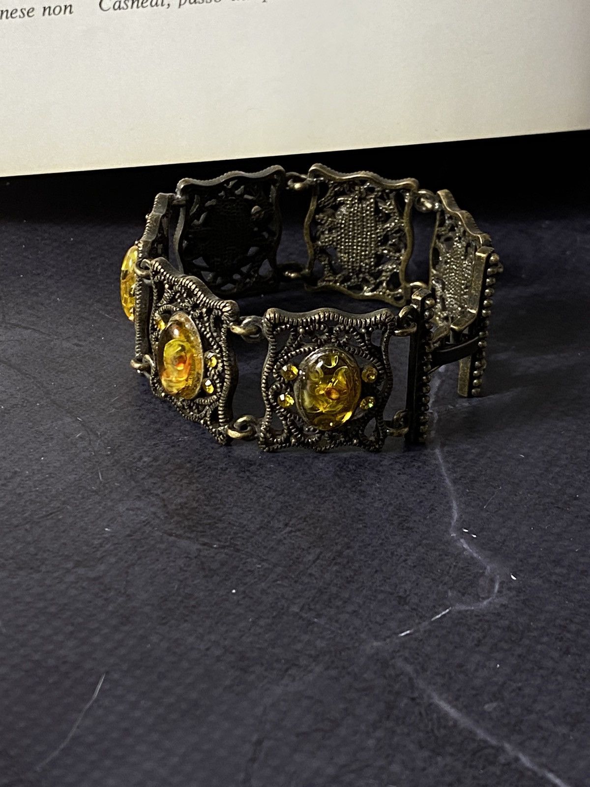 Jewelry Vintage Bracelet with Amber-like Inserts - Elegant Size ONE SIZE - 6 Thumbnail