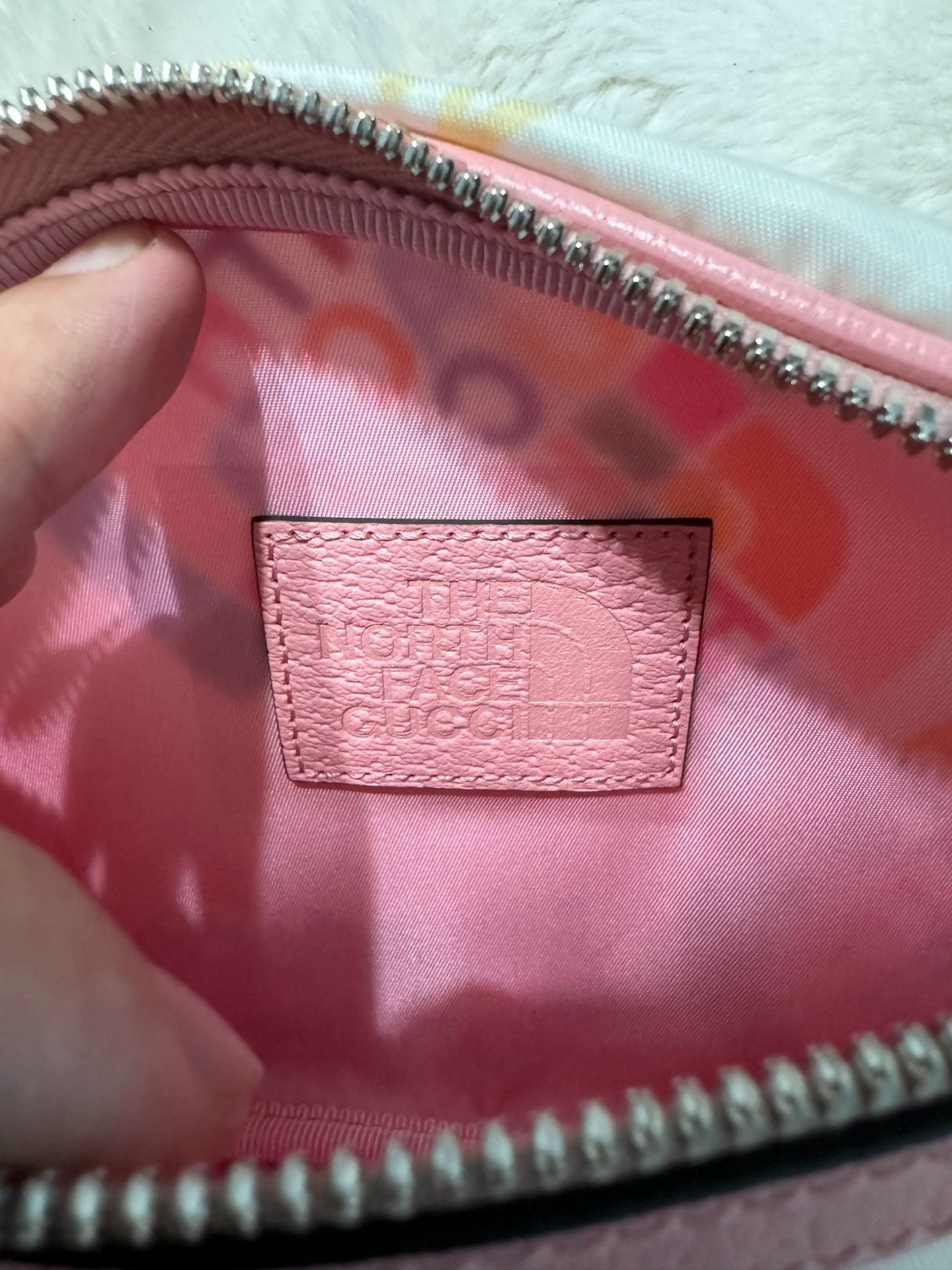 Gucci Gucci's new waist bag 2501-Nextarrow Size ONE SIZE - 5 Thumbnail