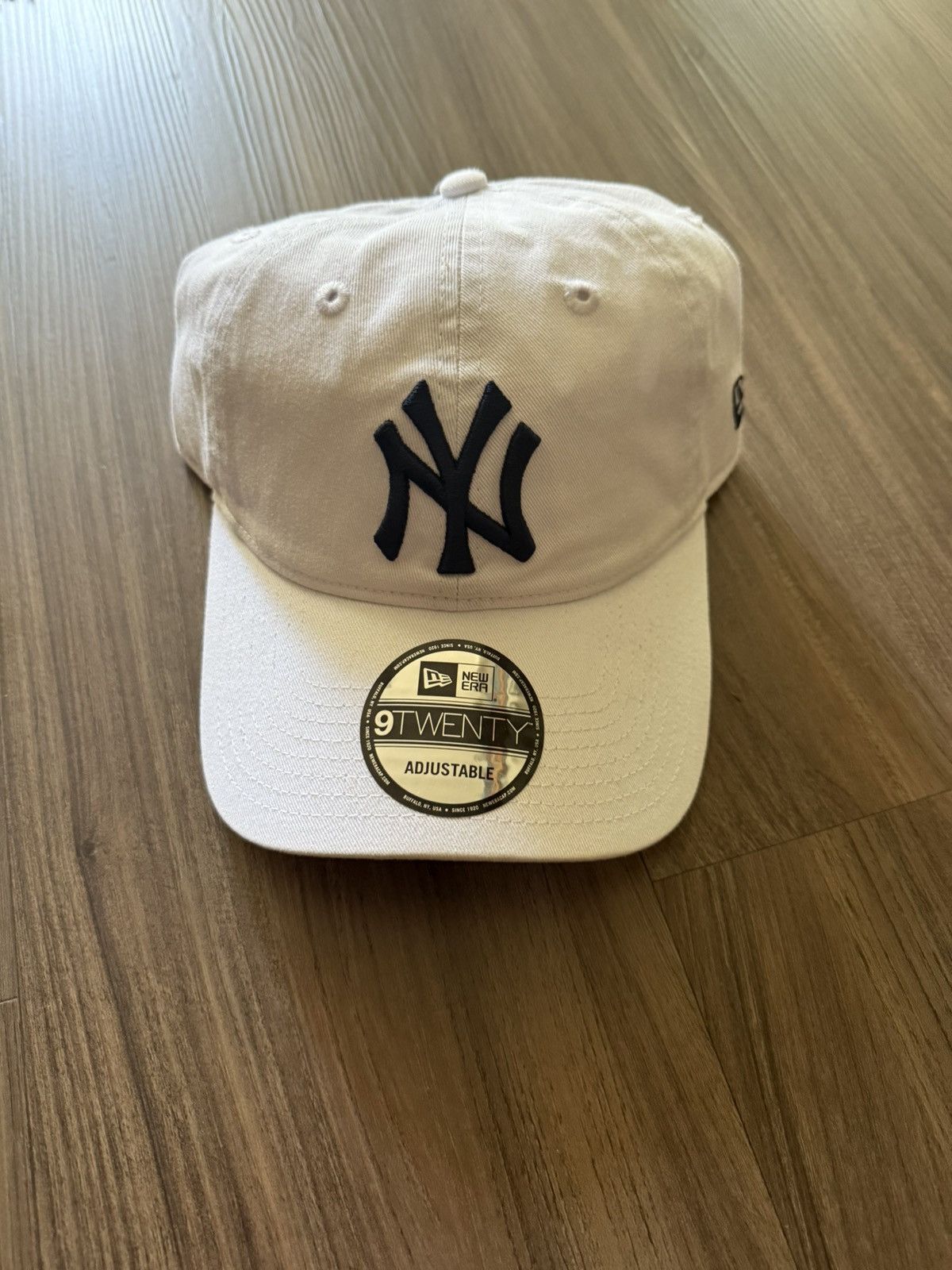 New Era New Era New York Yankees 9TWENTY Adjustable Hat White Size ONE SIZE - 1 Thumbnail
