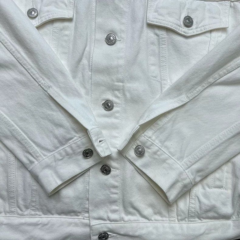 Balenciaga Balenciaga size 44 Back Letter Logo Stone Wash Denim Jacket Size US S / EU 44-46 / 1 - 6 Thumbnail