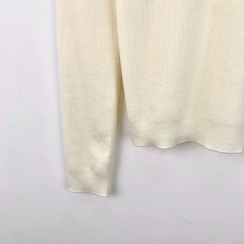 Chanel Chanel White double Clogo round-neck sweater 2506-Nextarrow Size XS / US 0-2 / IT 36-38 - 5 Thumbnail