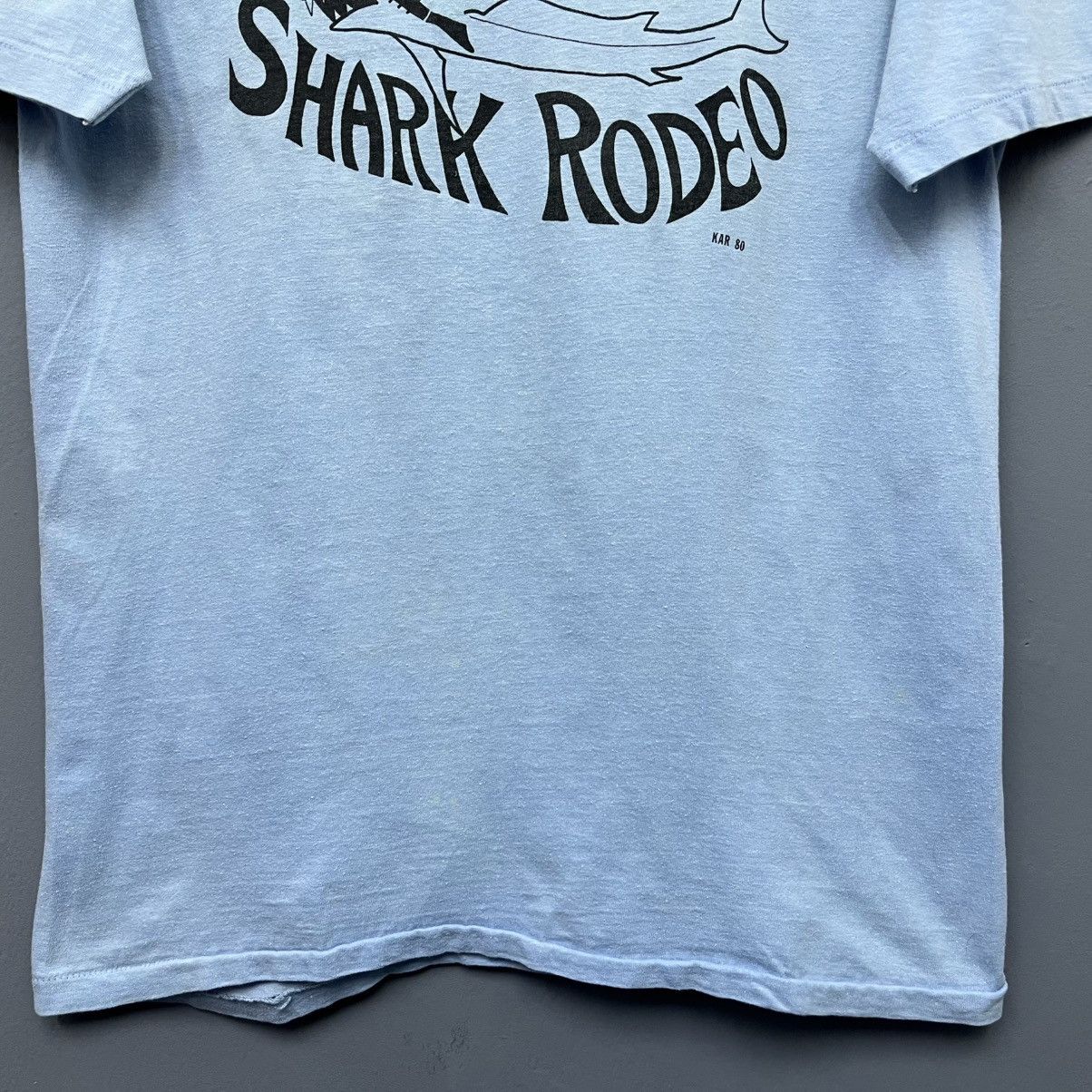 Hanes Vintage 80s Shark Rodeo T-Shirt Size US M / EU 48-50 / 2 - 4 Thumbnail