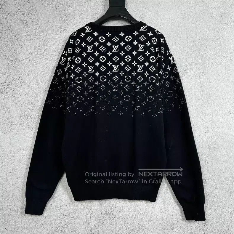 Louis Vuitton Louis Vuitton Black Gradient Logo Crewneck Sweatshirt Size US M / EU 48-50 / 2 - 2 Thumbnail