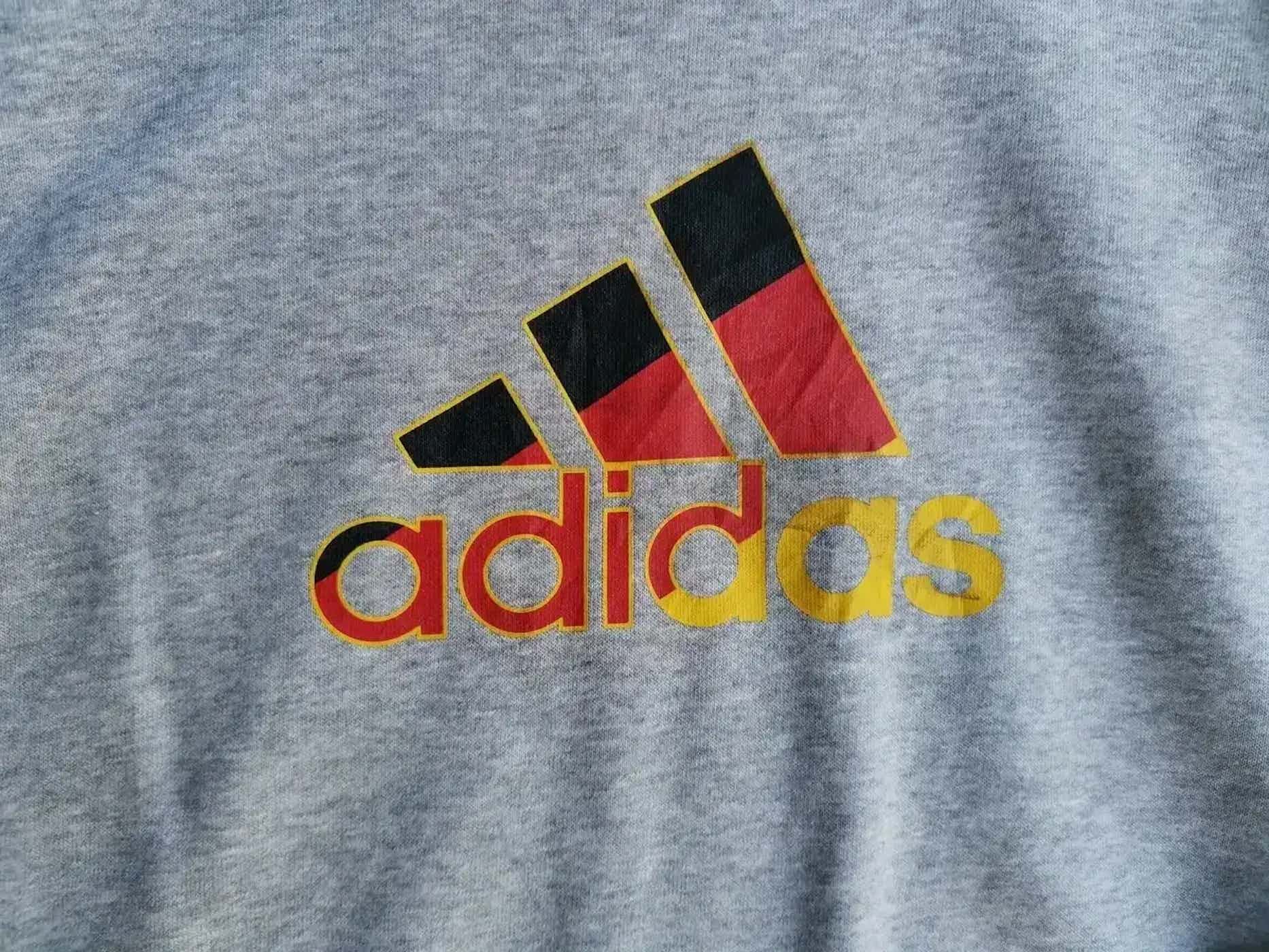 Adidas Vintage Adidas Sweatshirt Size US M / EU 48-50 / 2 - 7 Thumbnail