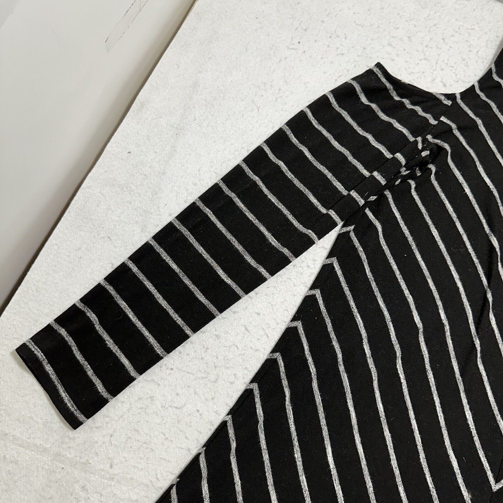 Other a.n.a. XL Cold Shoulder A-Line Striped Dress Black Gray Size XL / US 12-14 / IT 48-50 - 6 Thumbnail