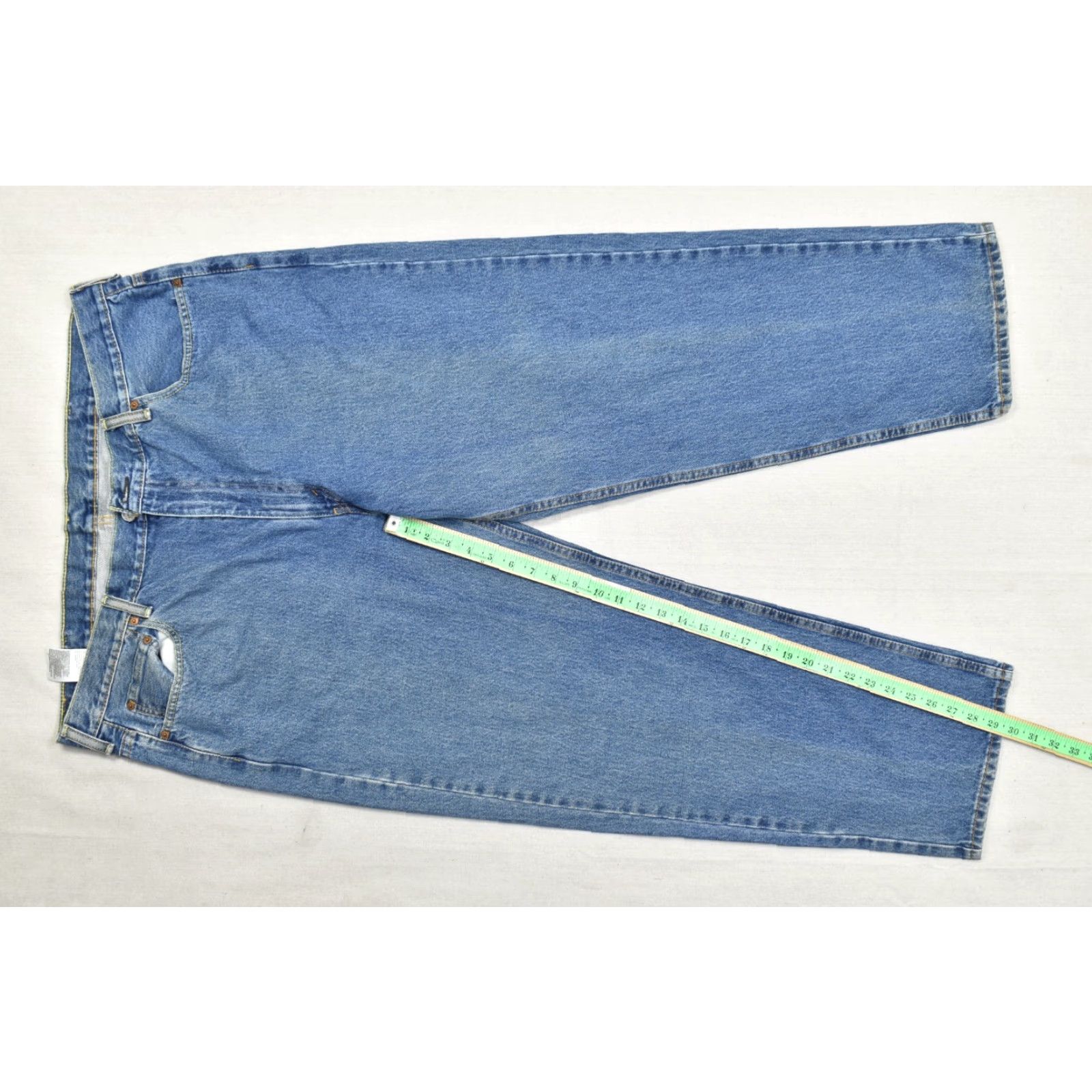 Levi's Levi's 550 Relaxed Fit Jeans Men's Medium Wash Denim W44 L30 100% Cotton Regular Straight 5-Pocket Blue Denim Jeans Mens Size US 44 / EU 60 - 2 Thumbnail