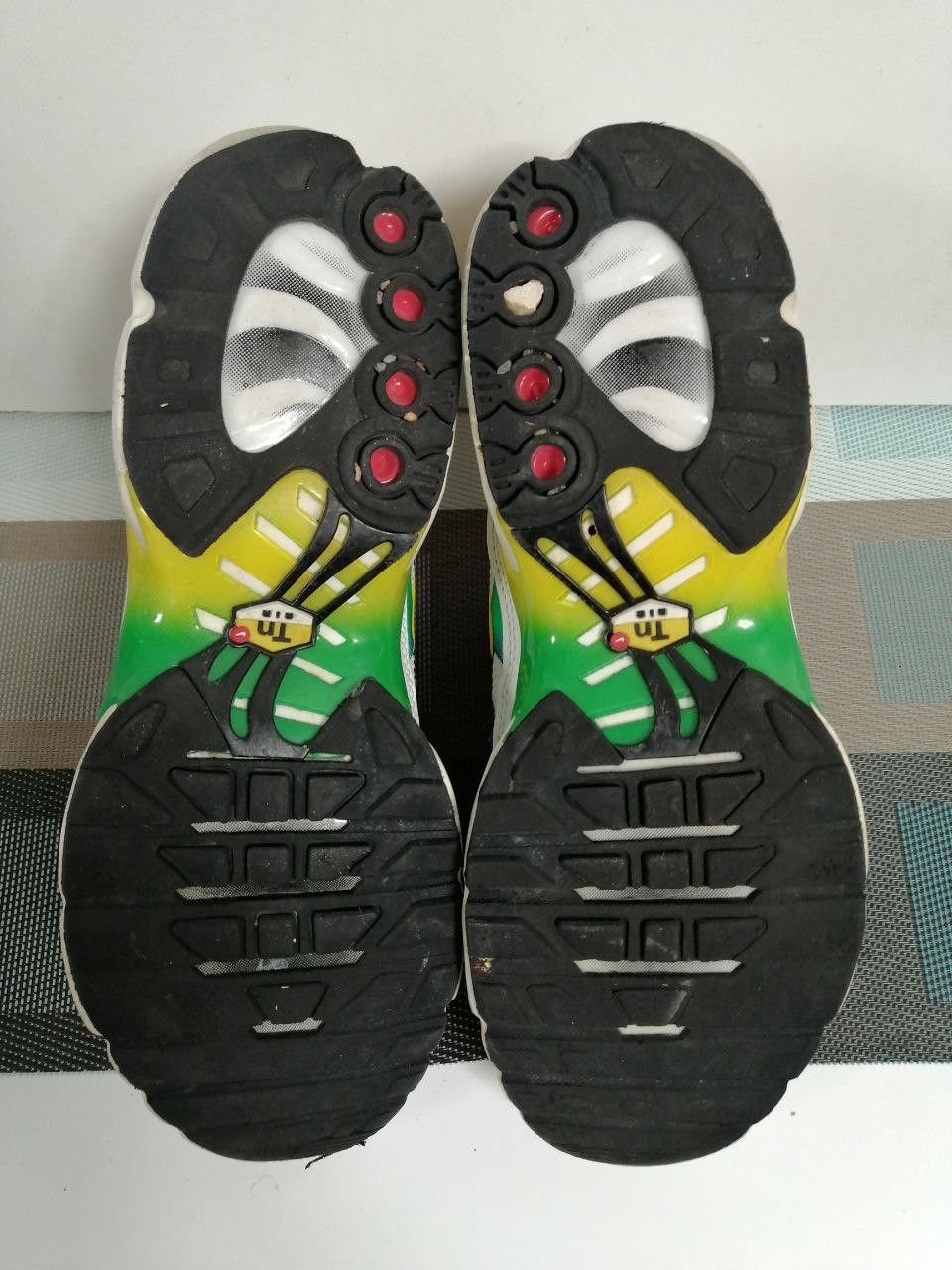 Nike Nike Air Max TN Plus Size US 8.5 / EU 41-42 - 4 Thumbnail