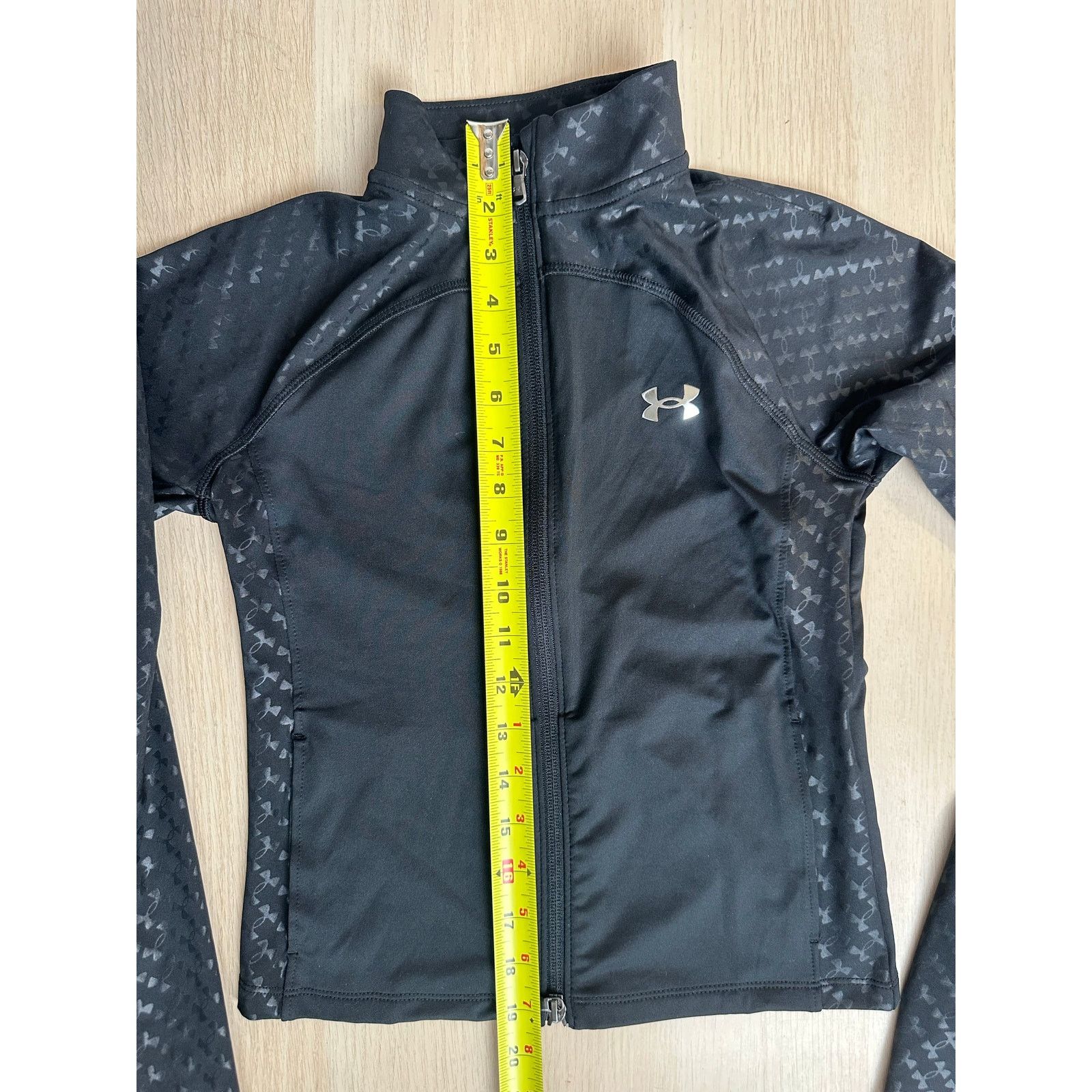 Under Armour Women's Under Armour Emboss Full-Zip Black Jacket - Size S Size S / US 4 / IT 40 - 12 Thumbnail