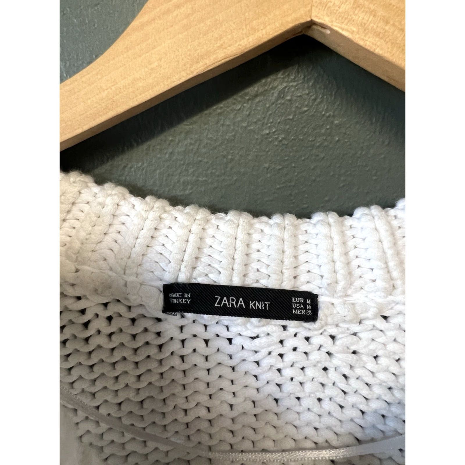 Zara Zara Knit Womens White Long Sleeve Pullover Sweatshirt Oversized Size M Knit Sweater Pullover Women Modern Classic White M Mens? Size M / US 6-8 / IT 42-44 - 3 Thumbnail