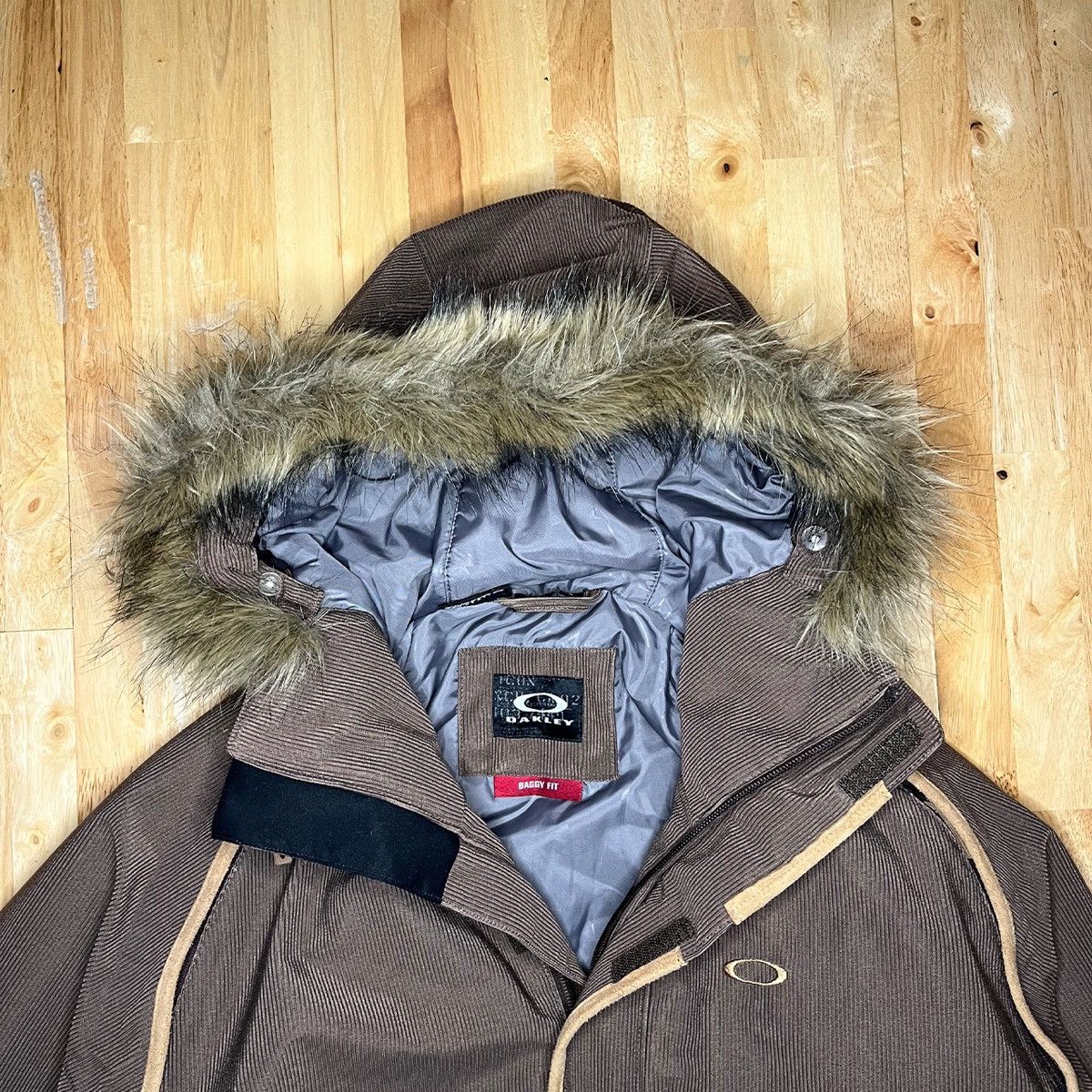 Oakley 2007 Oakley Technical Ventilated Cordrouy Jacket Size US S / EU 44-46 / 1 - 11 Thumbnail