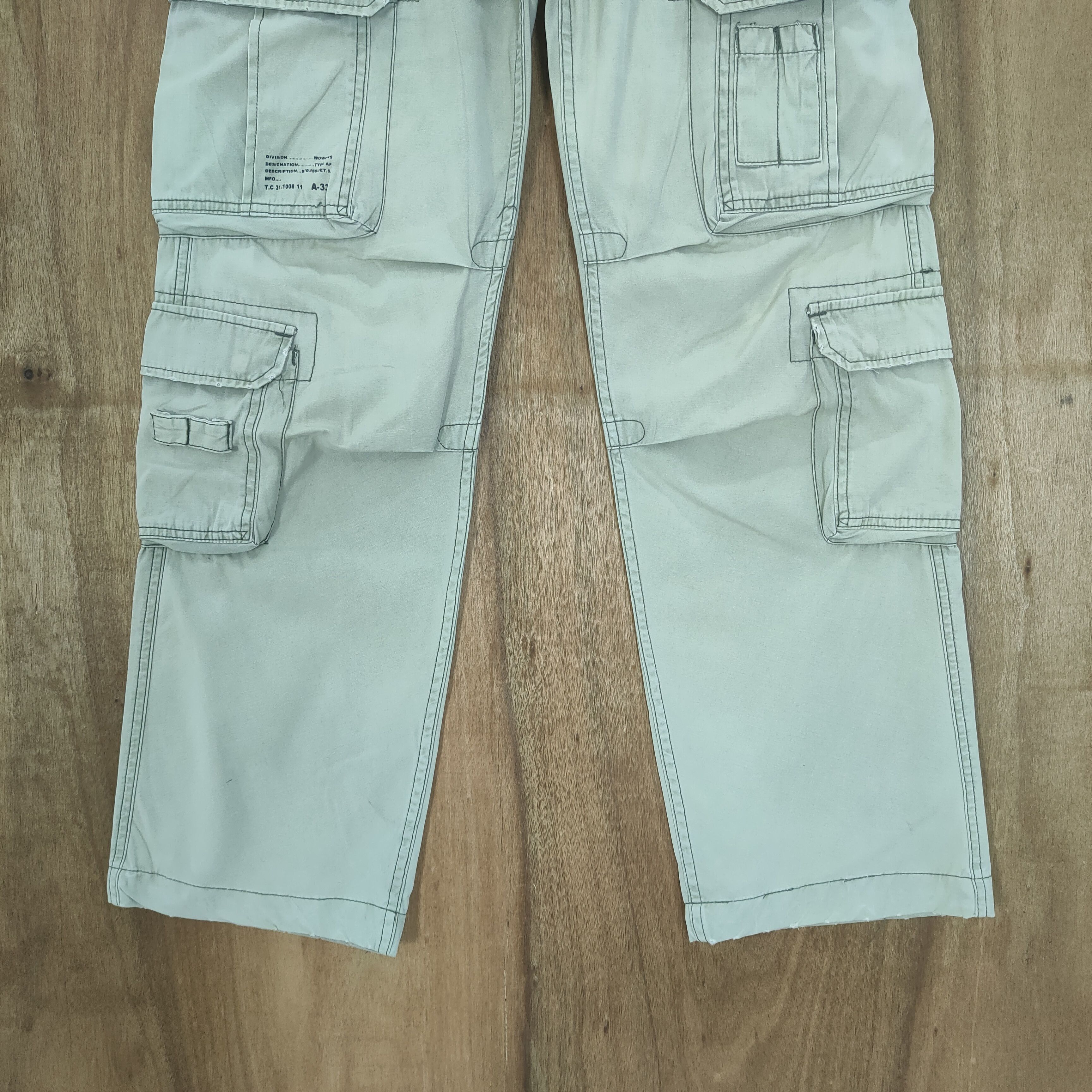 Abercrombie & Fitch ABERCROMBIE & FITCH 10 POCKET CARGO PANTS Size US 28 / EU 44 - 3 Thumbnail