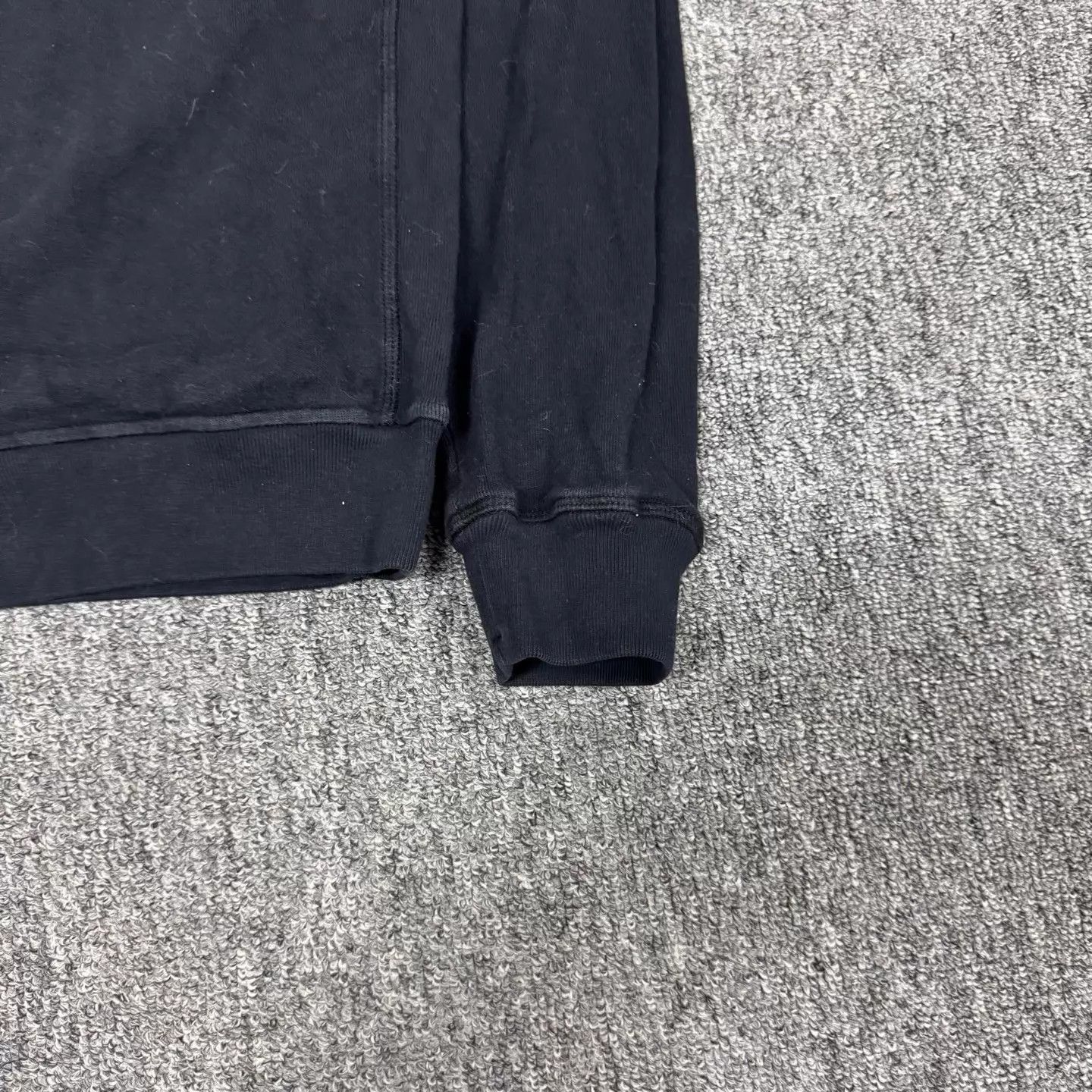 Stone Island Stone Island Distressed Patch Crewneck M 99 New Size US M / EU 48-50 / 2 - 3 Thumbnail
