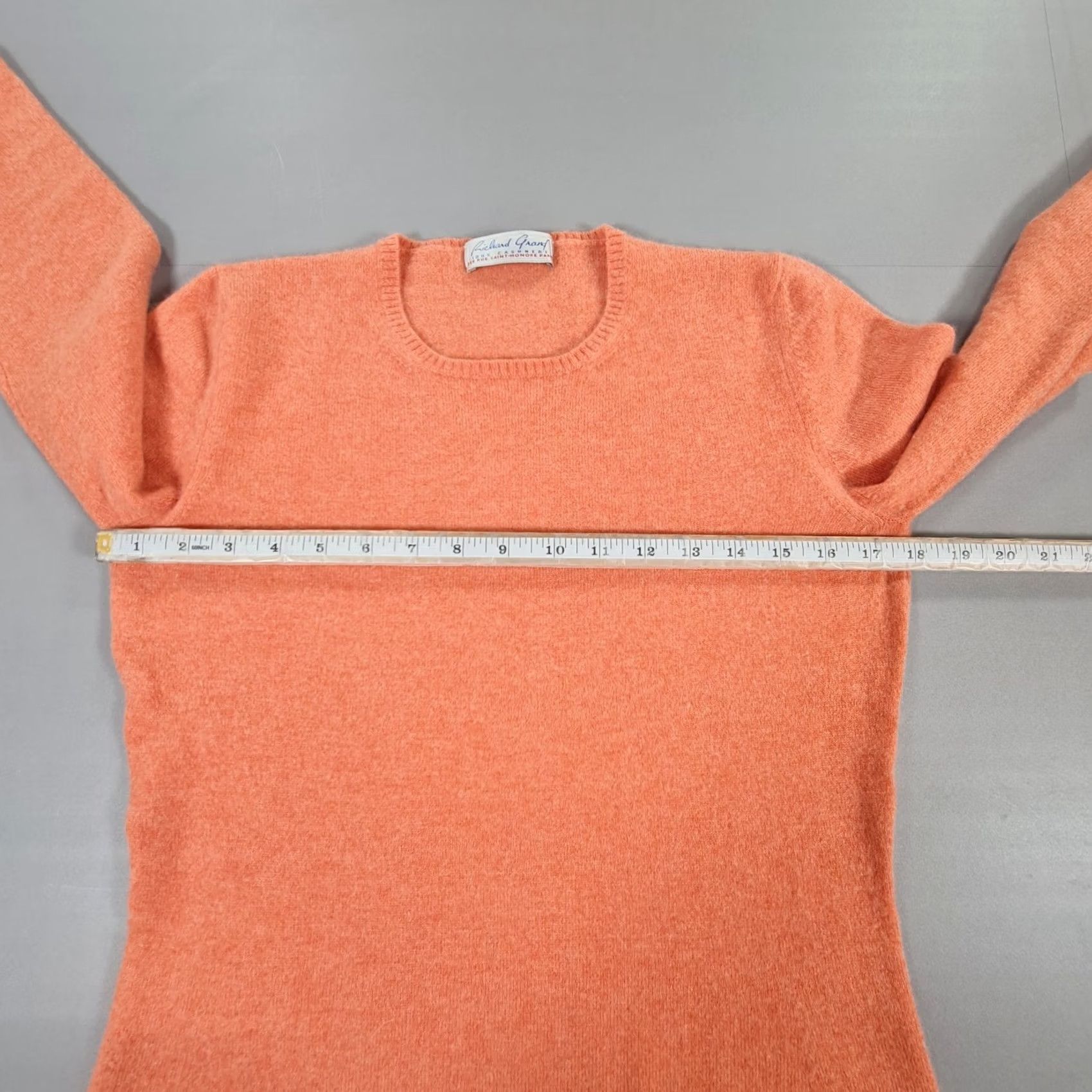 Vintage Richard Grand Jumper Womens Crew Neck Long Sleeve 100% Cashmere Pink Medium Pullover Knit Casual, Lightweight, Breathable, Regular Fit, Made In Italy Size M / US 6-8 / IT 42-44 - 4 Thumbnail