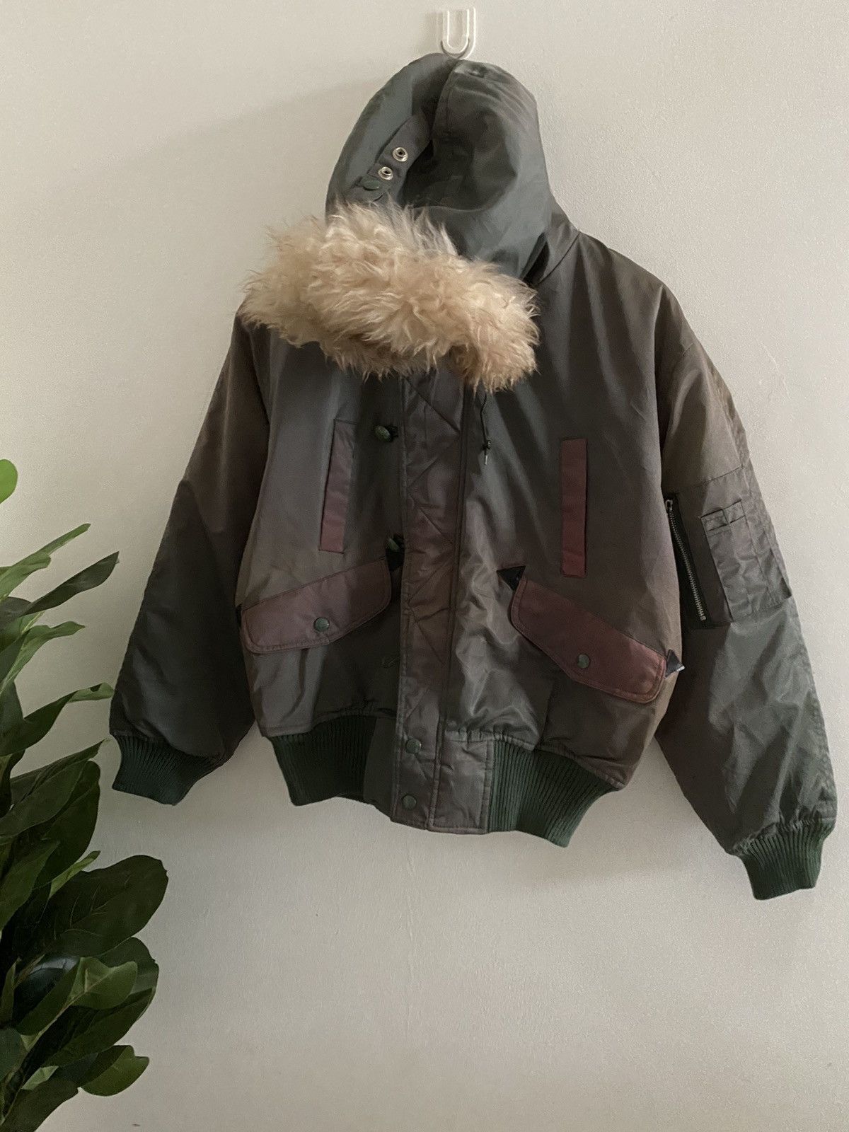 Alpha Industries Vintage AIR FORCE FUR AW82( USAF) jacket flyers nice design Size US M / EU 48-50 / 2 - 8 Thumbnail
