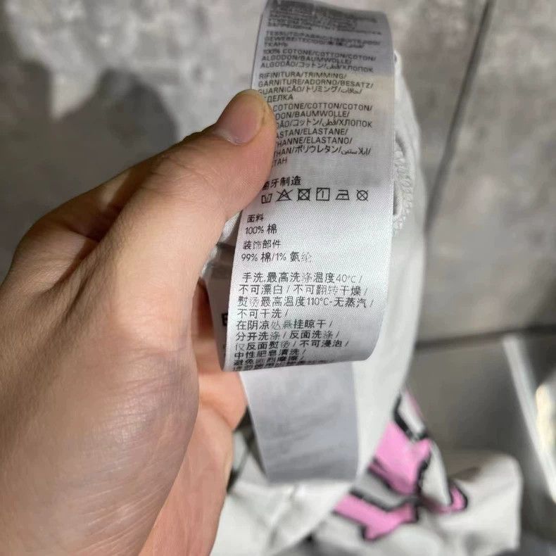 Balenciaga Balenciaga Fensanskrit logo full back graffiti Size US S / EU 44-46 / 1 - 7 Thumbnail
