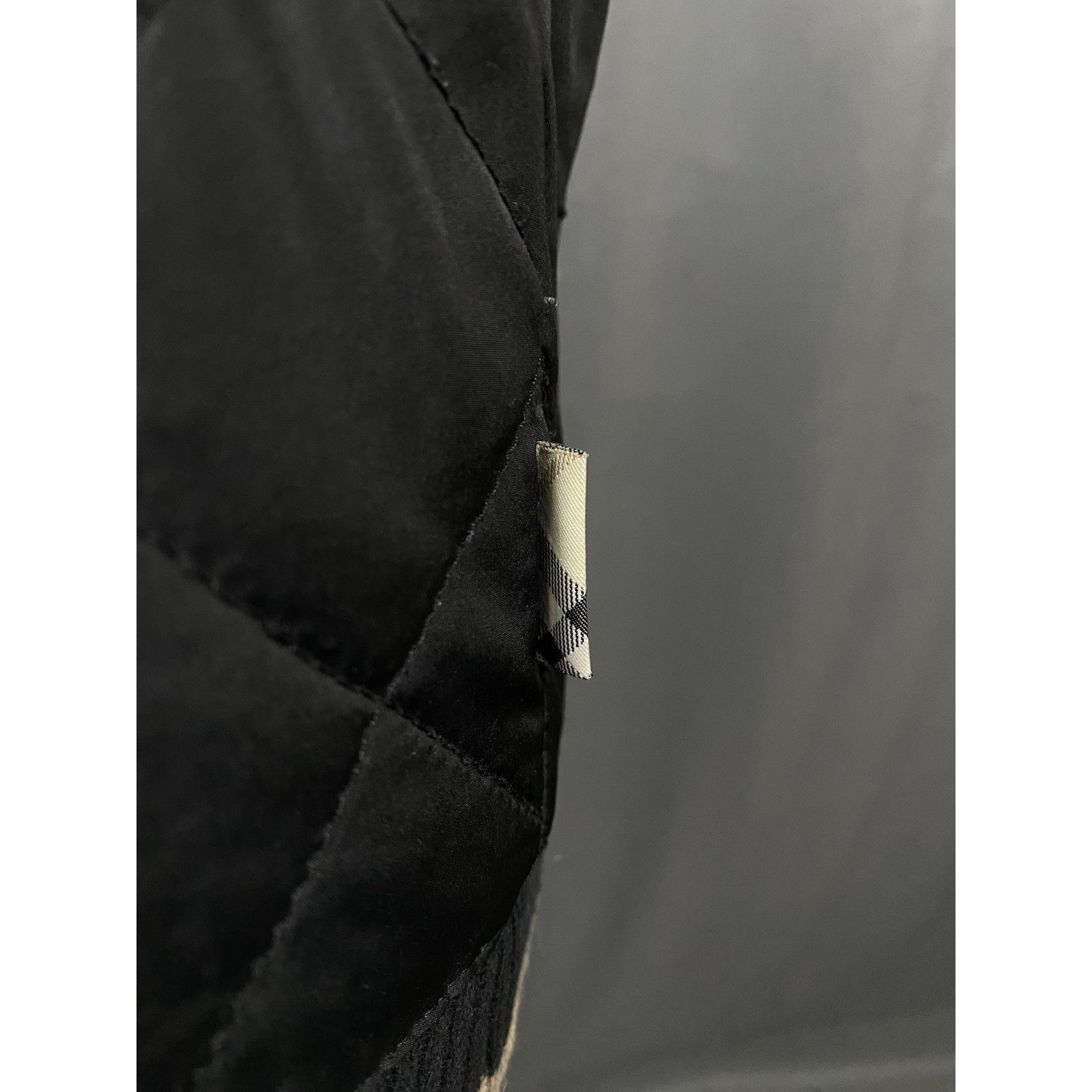Burberry Burberry Women's Beige Black Quilted Reversible Jacket Size Size M / US 6-8 / IT 42-44 - 11 Thumbnail
