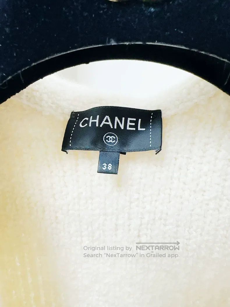 Chanel Chanel 24K autumn and winter milk white ruffle v-neck knit Size XS / US 0-2 / IT 36-38 - 5 Thumbnail