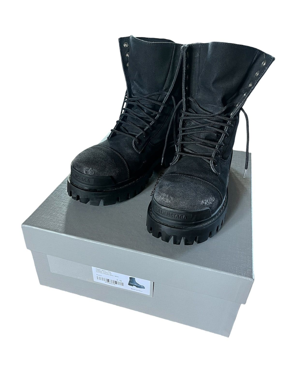 Balenciaga Balenciaga Black Canvas Distressed Combat Strike Boots Size US 9 / EU 42 - 1 Thumbnail