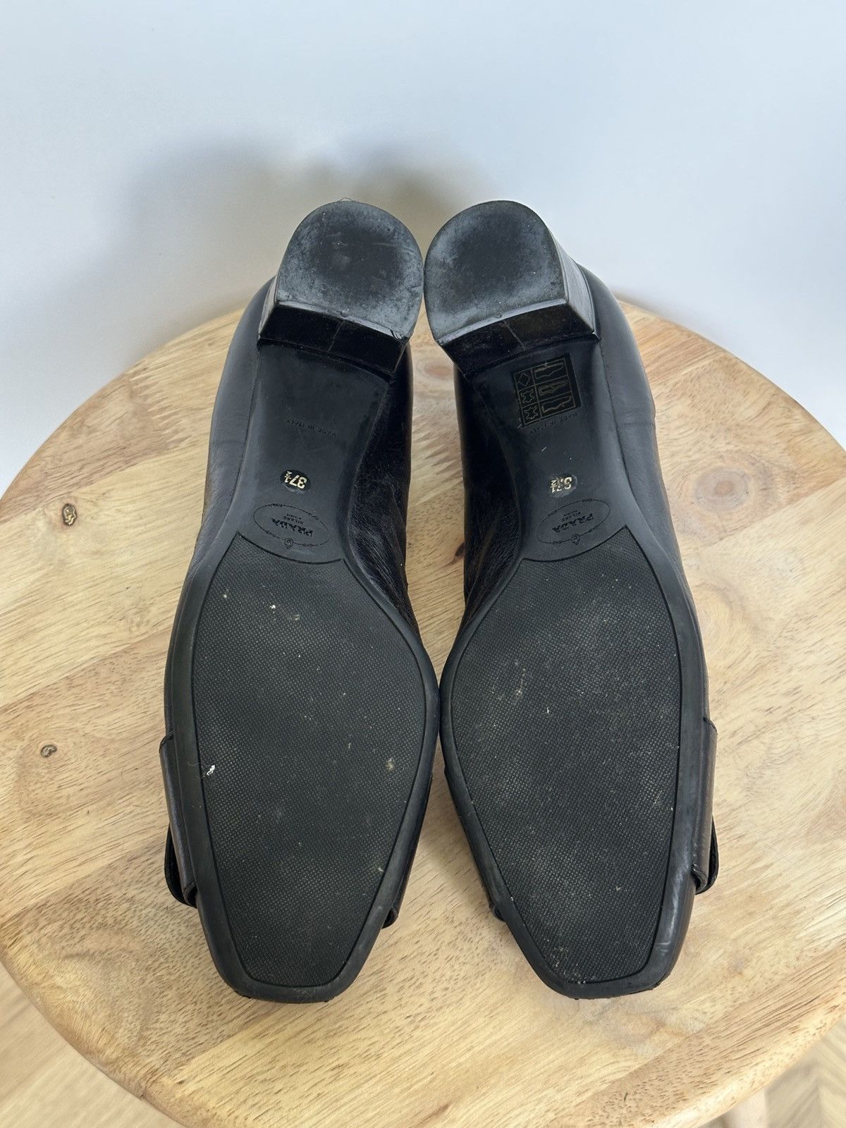 Designer × Prada Prada Leather Black pumps Size US 7.5 / IT 37.5 - 11 Thumbnail