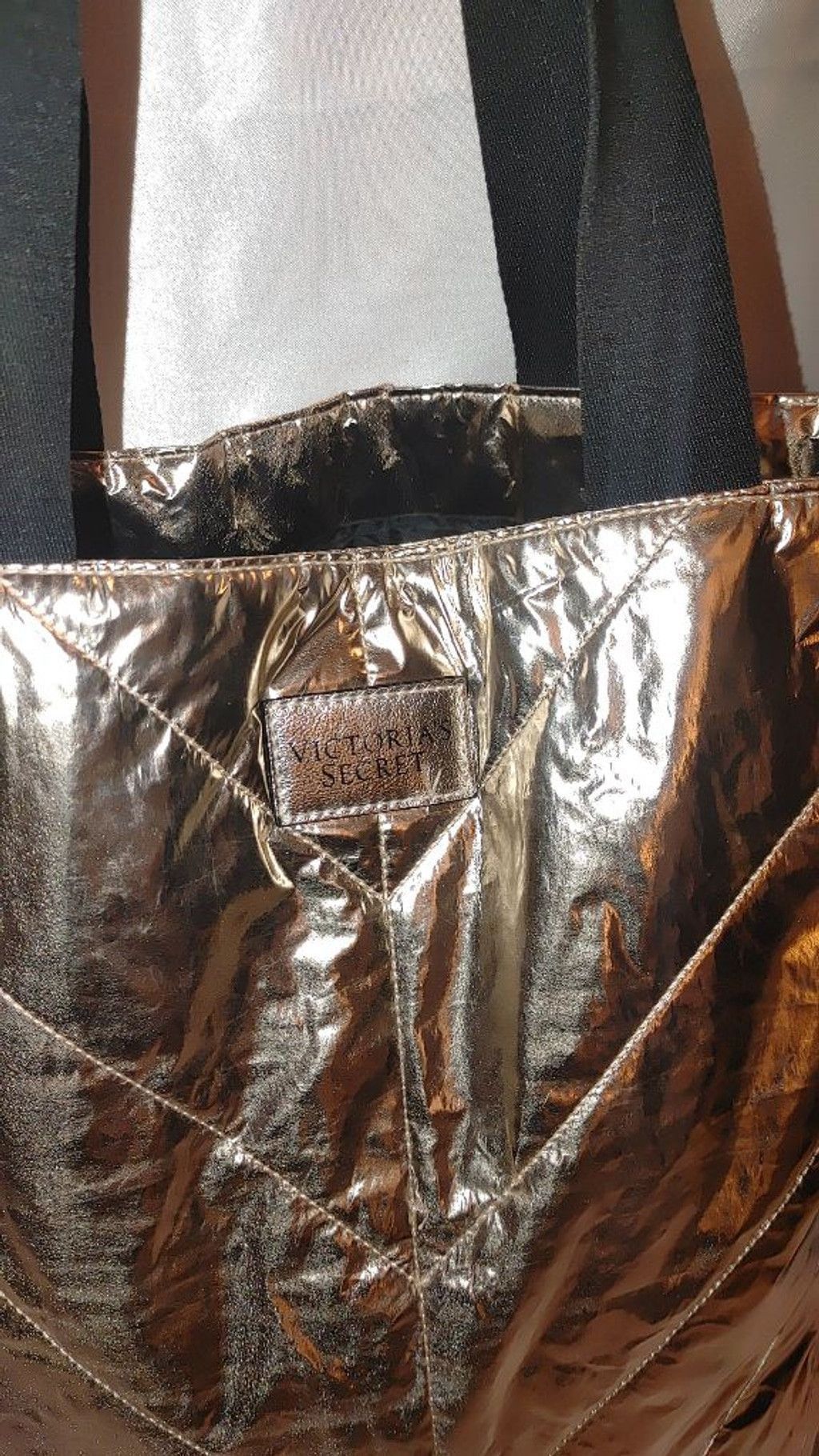 Victoria's Secret Victoria's Secret Metallic Rose Gold Tote Size ONE SIZE - 4 Thumbnail