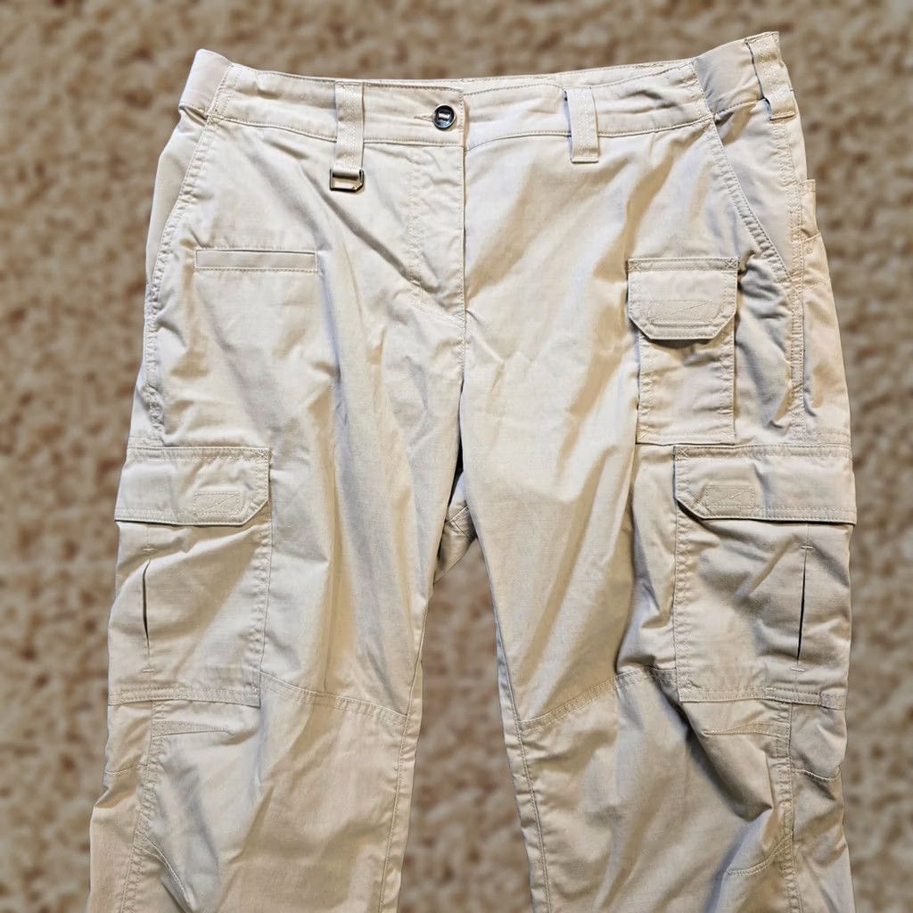 Vintage 5 11 Tactical Pants Womens 12 Beige Cargo Straight Leg Utility Pocket Capsule Pants Females Cargo Straight Leg Beige 12 Womens Size 34" / US 12 / IT 48 - 1 Thumbnail