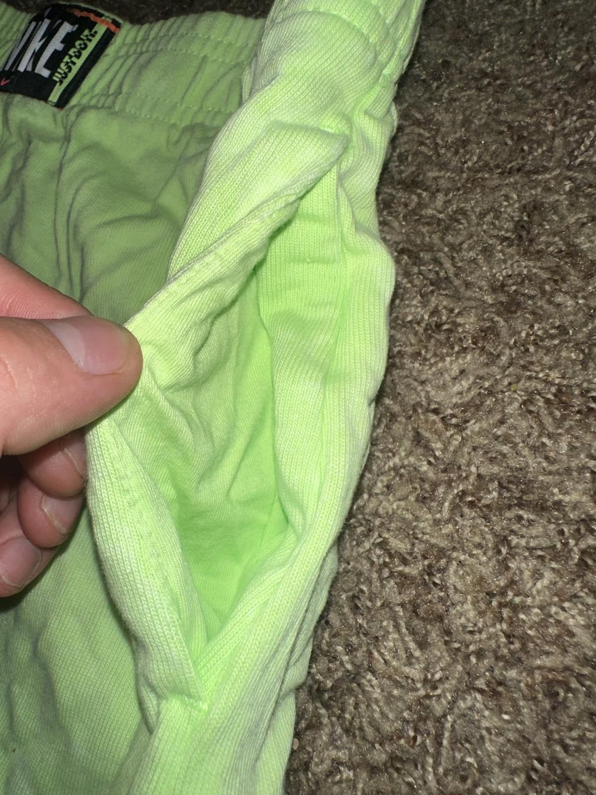 Nike Nike Women’s Sportwear Wash Pack Neon Overdye Ghost Green Shorts Size 32" / US 10 / IT 46 - 2 Thumbnail