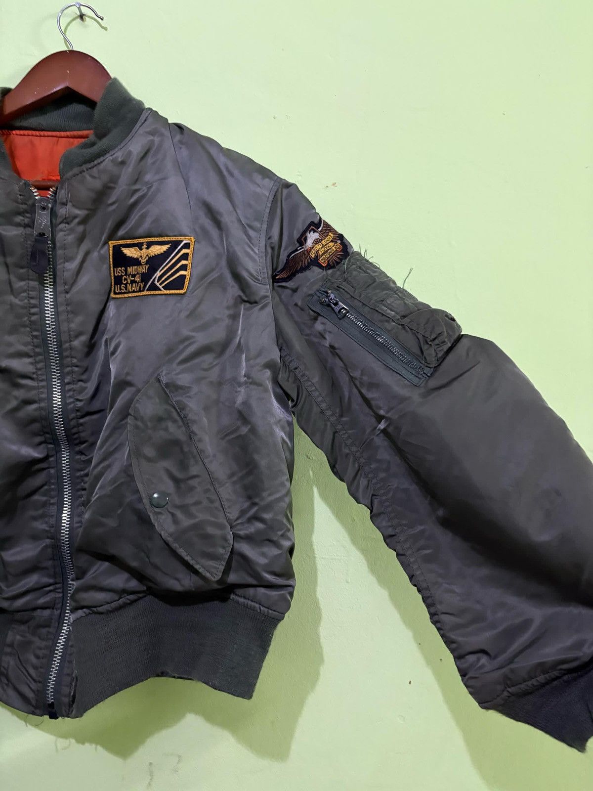 Alpha Industries × Vintage VTG Alpha Industries USS Midway MA-1 Flight Jacket US Navy Size US L / EU 52-54 / 3 - 3 Thumbnail