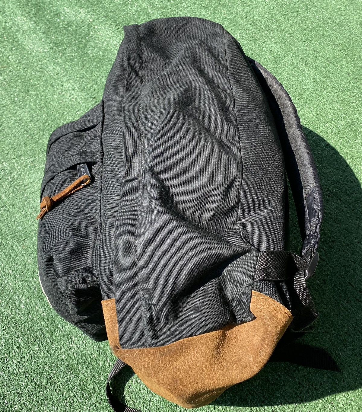 Eastpak Rare Vintage 90’s Eastpak Skeleton Skater Leather Backpack Size ONE SIZE - 4 Thumbnail