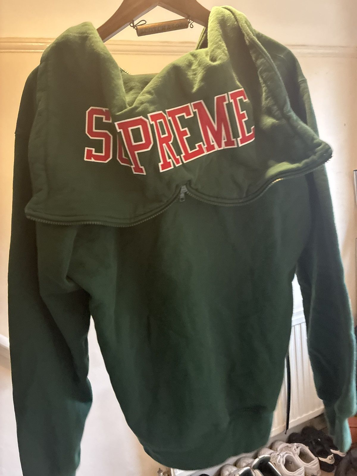 Supreme Supreme Arc Logo Zip Up Hoodie Dark Green Box Logo Size US L / EU 52-54 / 3 - 13 Thumbnail