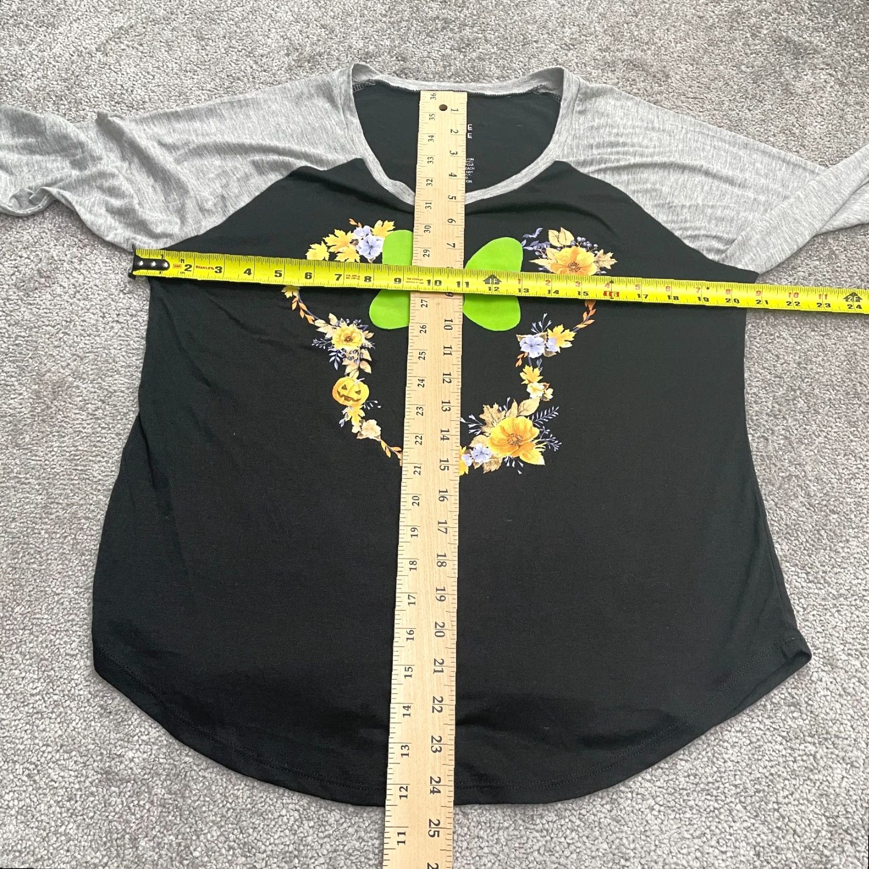 Disney Disney Minnie Mouse Raglan T-Shirt Women XL Black Gray Round Neck Casual Graphic Size XL / US 12-14 / IT 48-50 - 6 Thumbnail