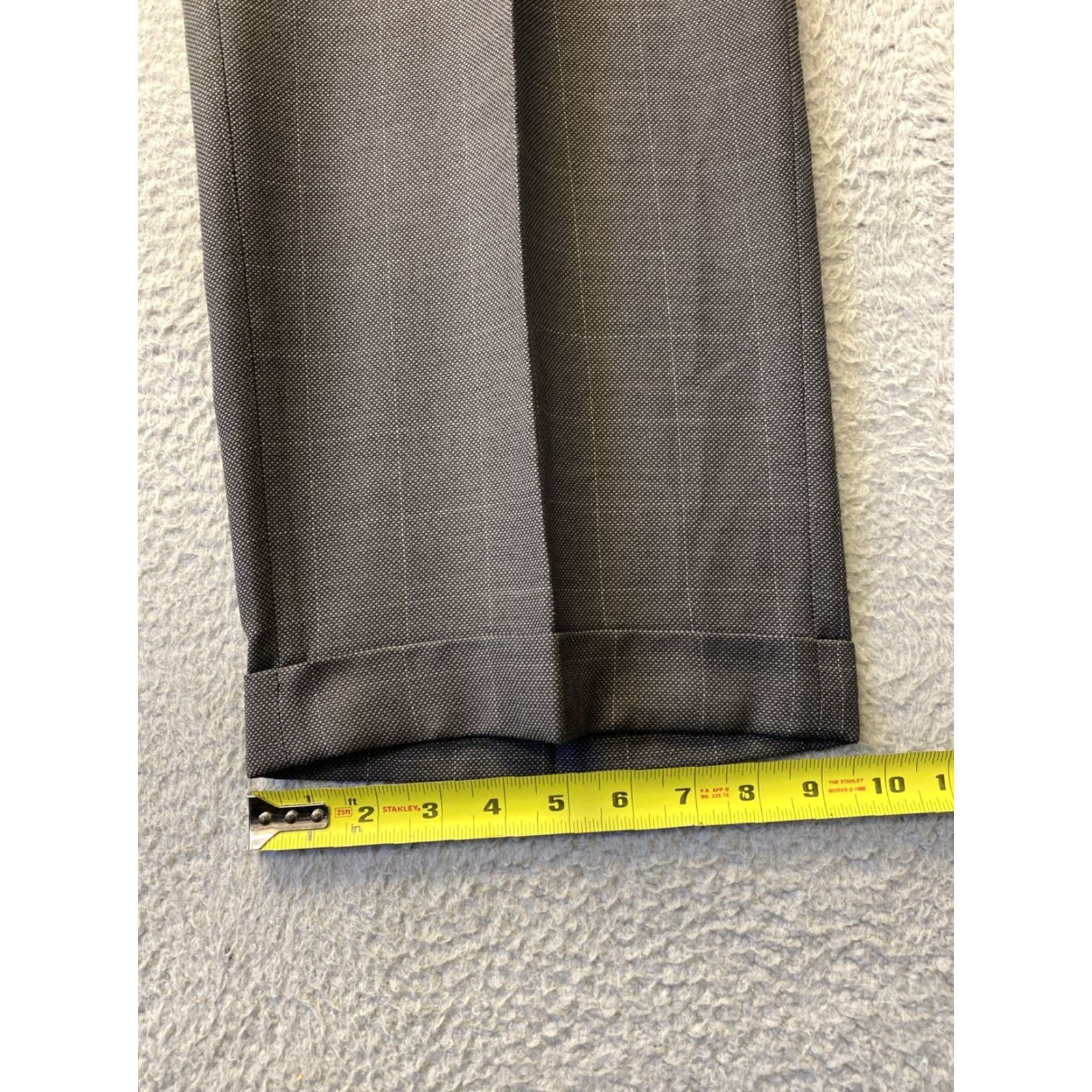Sean John Sean John Dress Pants Men 42x30 42x32 Gray Check Trousers Plaid Business Formal Stretch Straight Leg Workers Regular Adult Mens Size US 42 / EU 58 - 5 Thumbnail