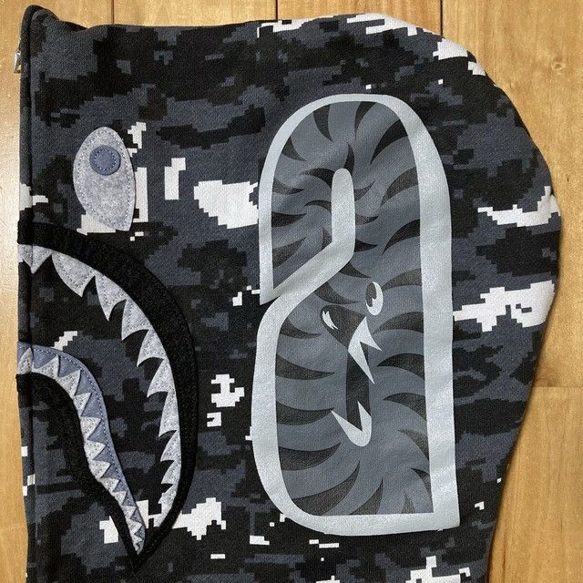 Bape BAPE MULTI PIXEL CAMO SHARK FULL ZIP HOODIE a bathing ape Size US S / EU 44-46 / 1 - 6 Thumbnail