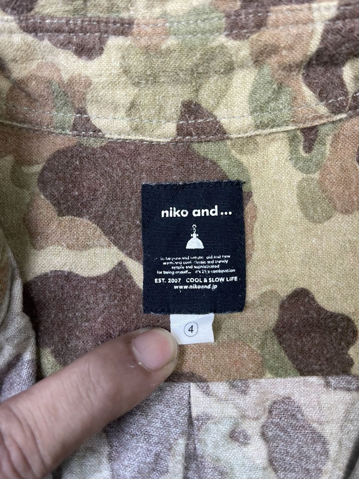 Japanese Brand Vintage Niko And Camouflage Full Print Shirt Streetwear Size US L / EU 52-54 / 3 - 8 Thumbnail