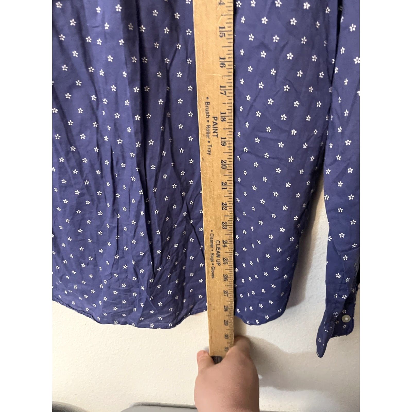 Old Navy Old Navy Shirt Womens M Blue Polka Dot Long Sleeve Button-Up The Classic Size M / US 6-8 / IT 42-44 - 4 Thumbnail