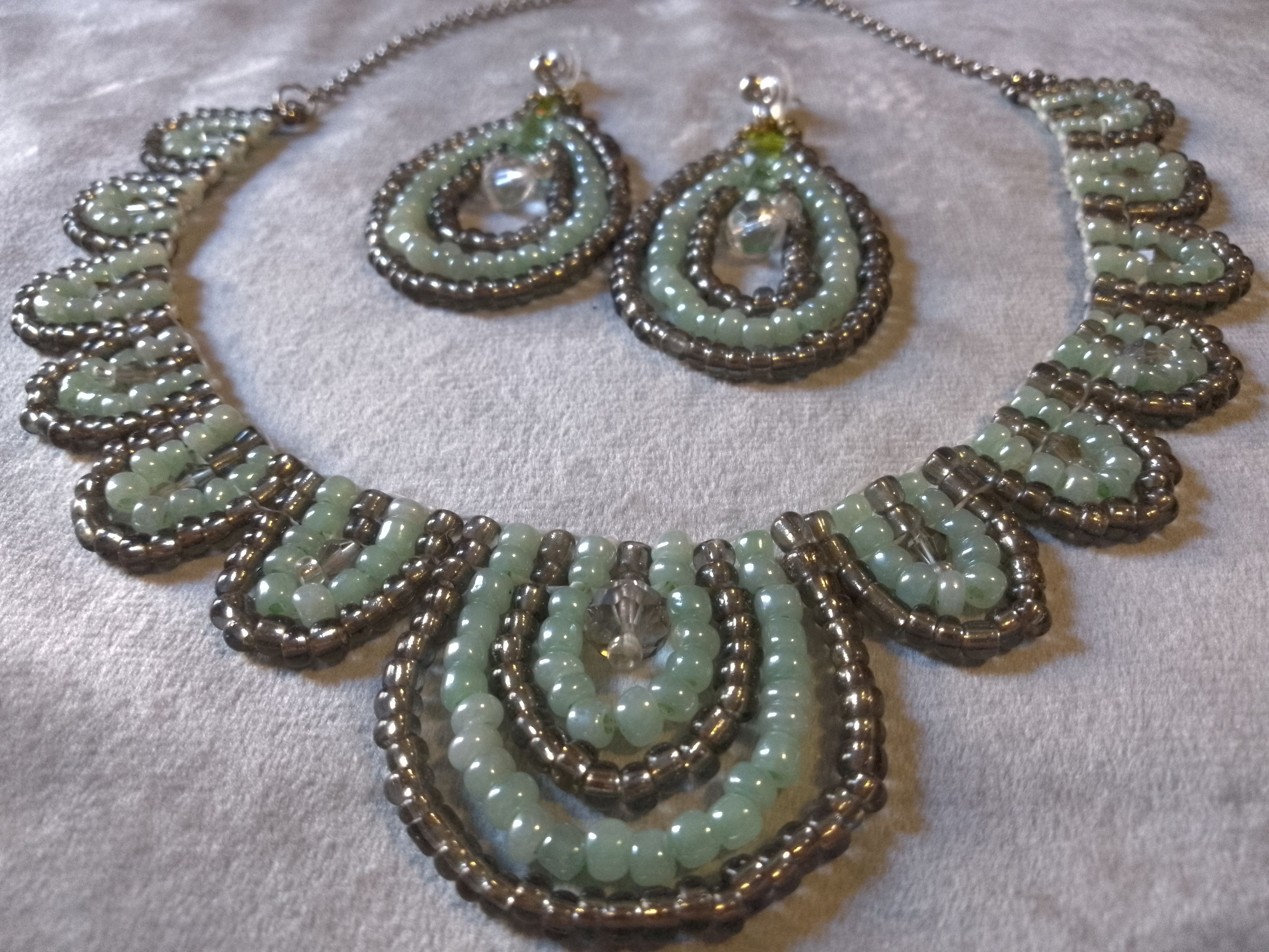 Handmade Necklace Vintage antique style. Elegant Green Beaded Size ONE SIZE - 11 Thumbnail