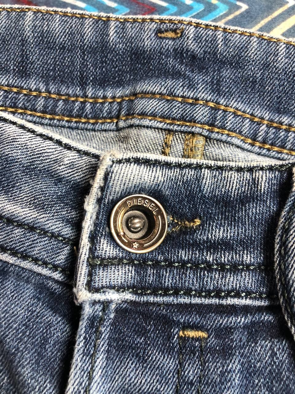 Diesel × Vintage Vintage Diesel BUSTER Baggy Jeans Embroidered Logo Size US 32 / EU 48 - 10 Thumbnail