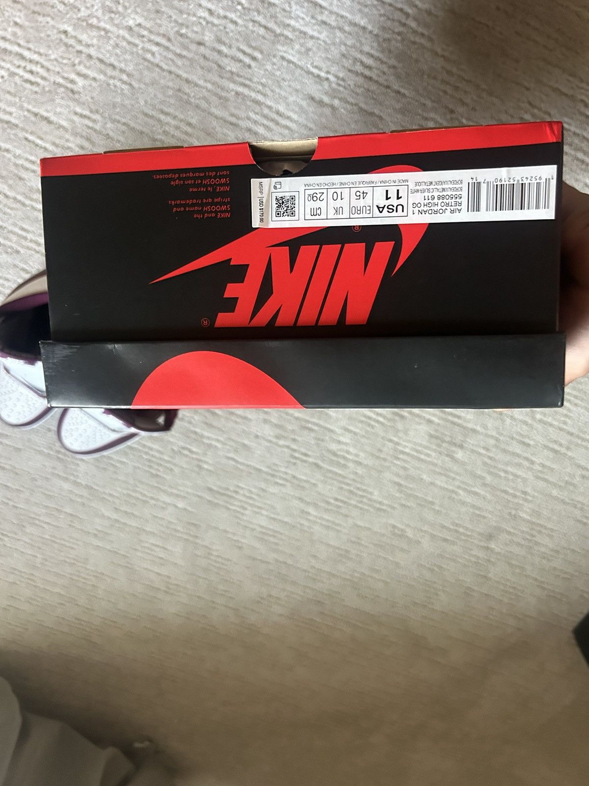 Jordan Brand Jordan 1 Retro High OG Bordeaux Size US 11 / EU 44 - 6 Thumbnail