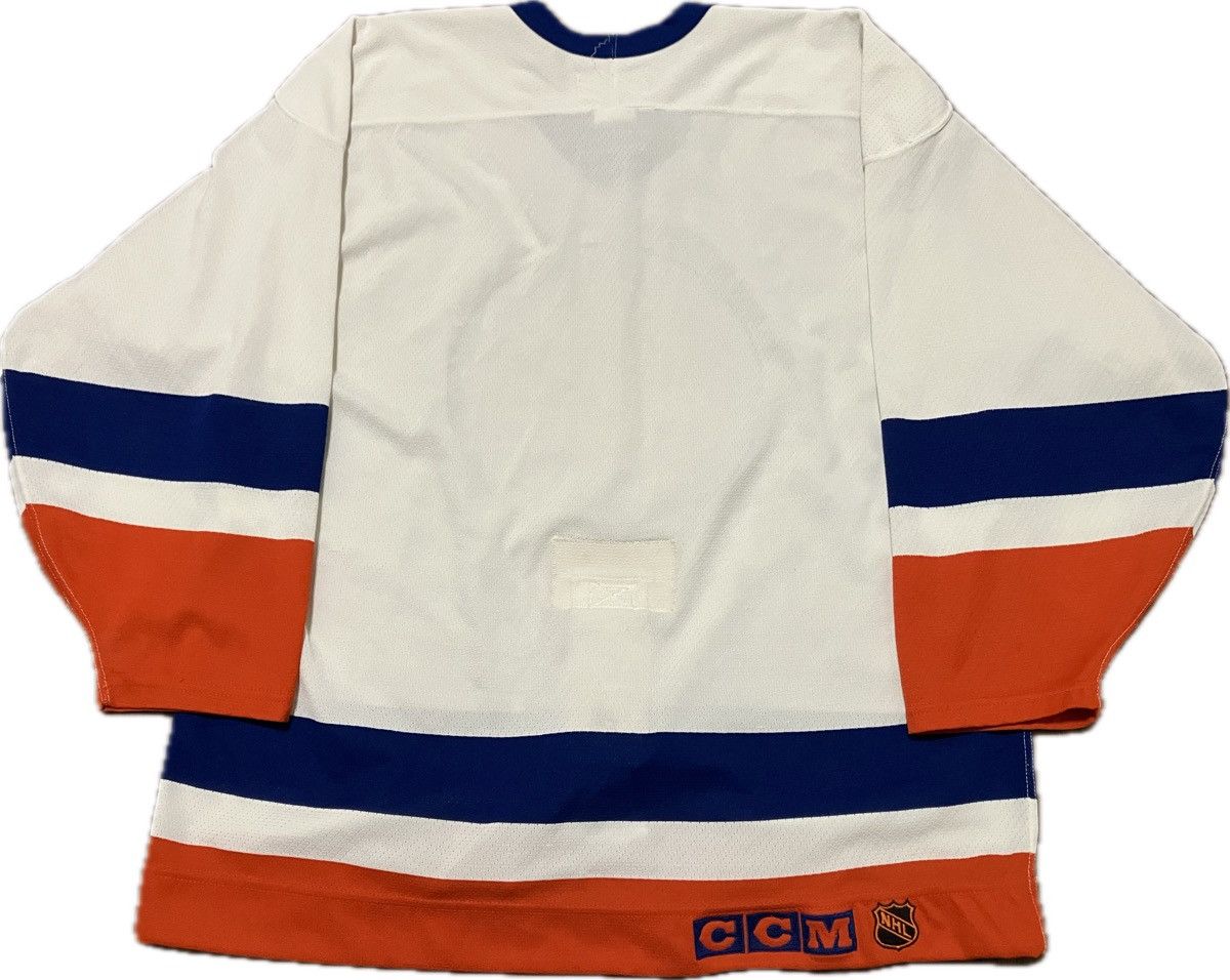 Ccm New York Islanders CCM Authentic NHL Hockey Jersey Size 48 Size US L / EU 52-54 / 3 - 4 Thumbnail