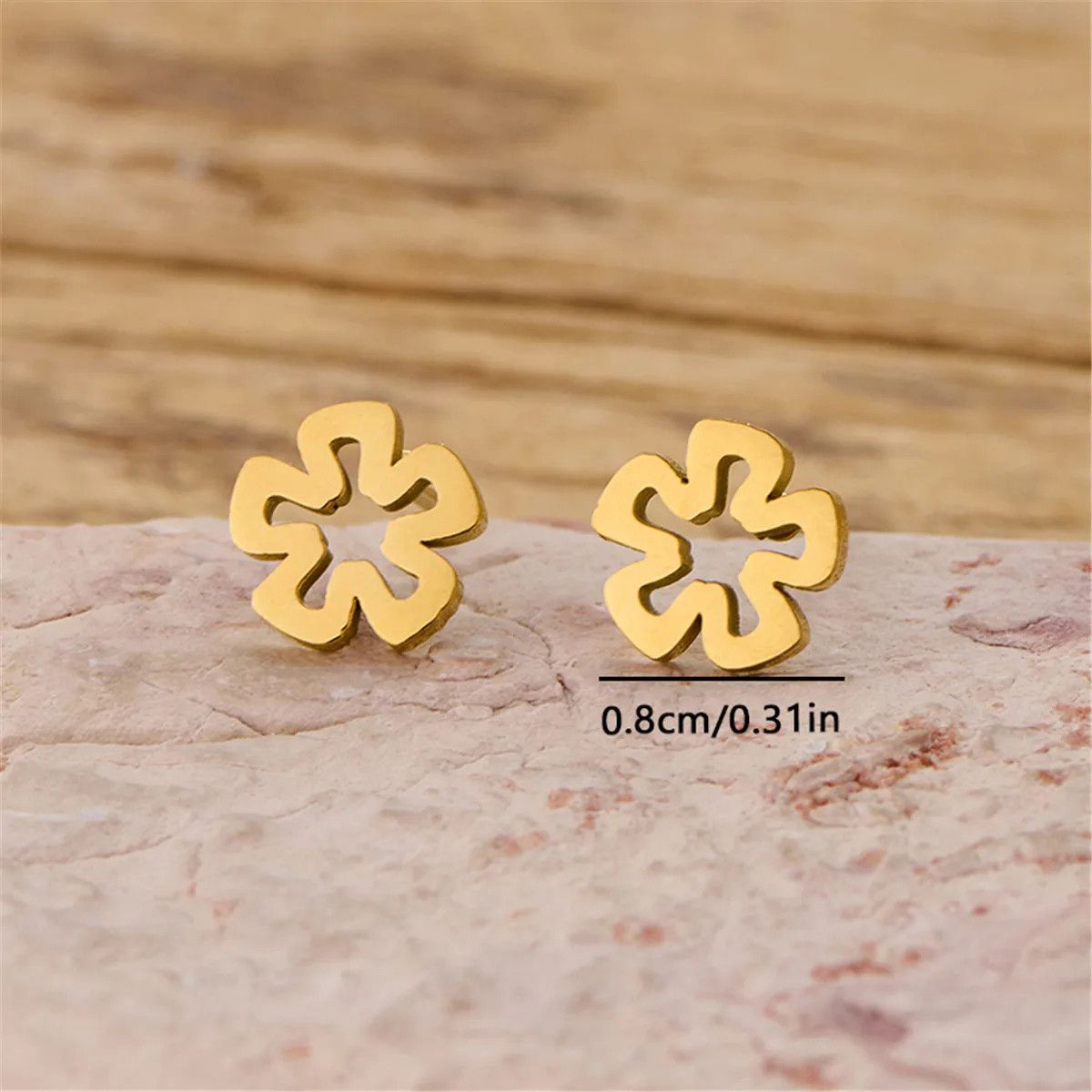 Jewelry Hollow Flower Mini Stud Earrings Charm Earring Gift Size ONE SIZE - 2 Thumbnail
