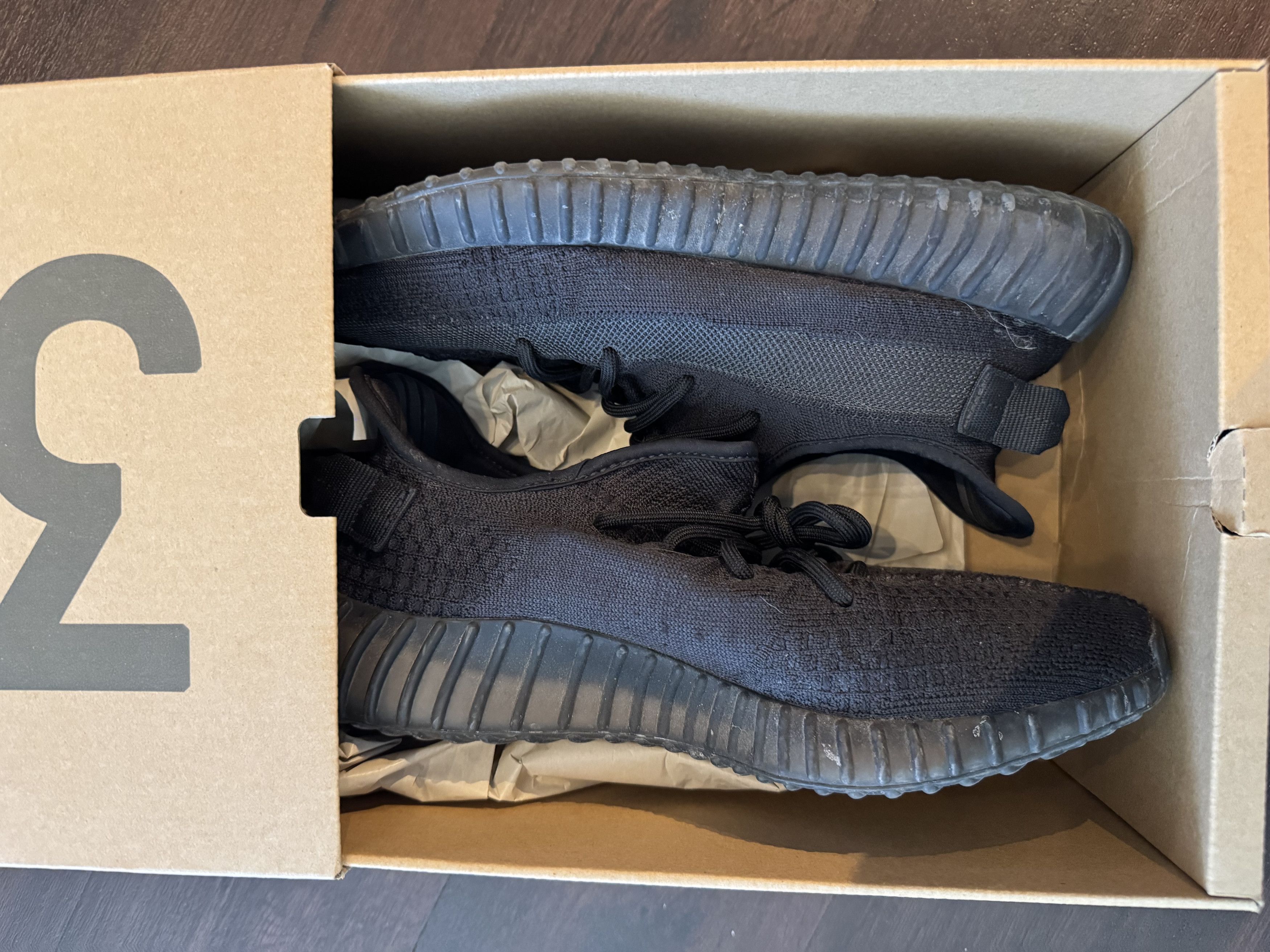 Yeezy Yeezy 350 v2 “Onyx” Size US 10.5 / EU 43-44 - 7 Thumbnail