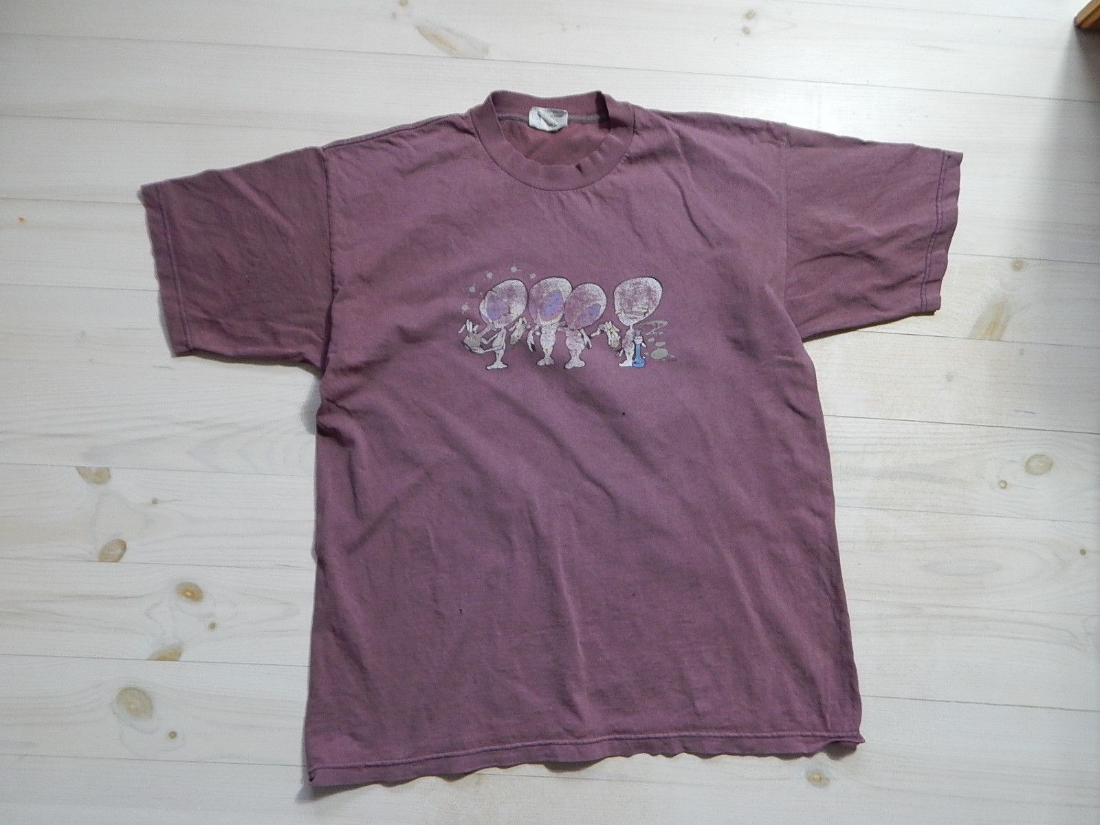 Alien Workshop vintage thc totally hip clothing smoking aliens tee Size US XL / EU 56 / 4 - 1 Thumbnail