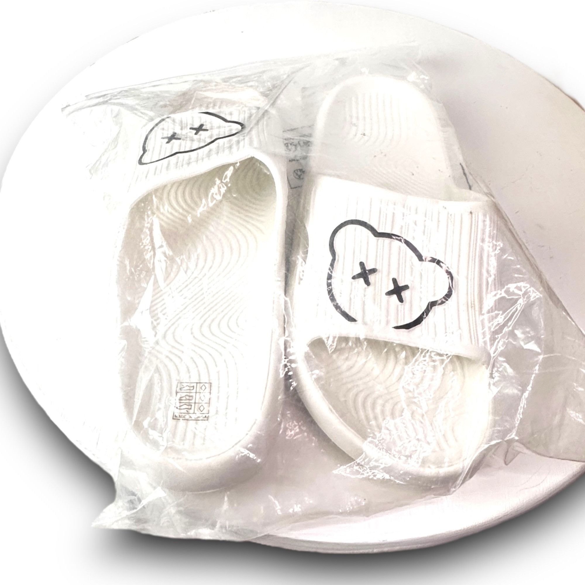Other Cute Bear Face White Slides For Men & Women Sz 42-43 Comfort Size US 11 / IT 41 - 7 Thumbnail