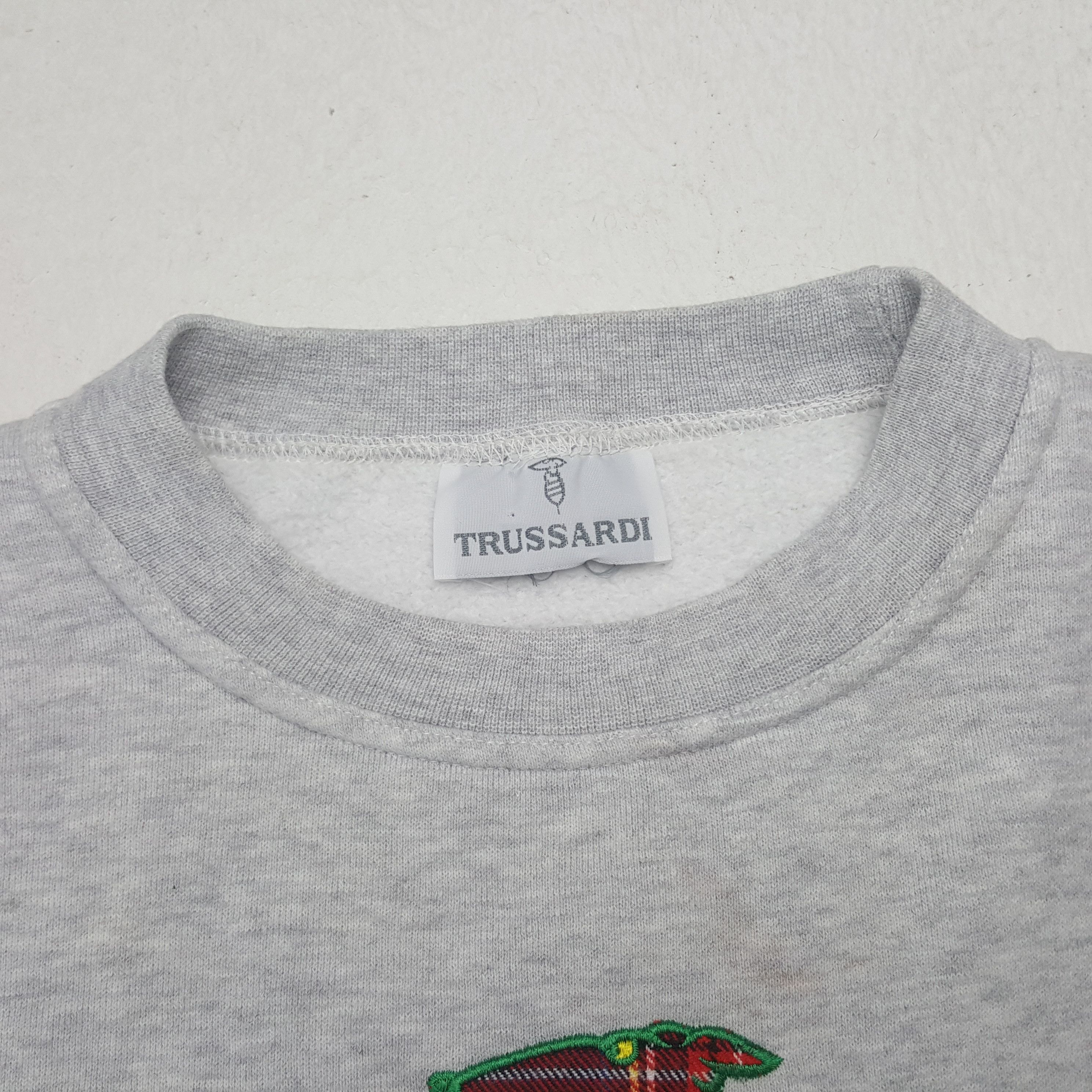 Trussardi × Vintage Vintage Trussardi Patch Logo Sweatshirt Size US L / EU 52-54 / 3 - 4 Thumbnail